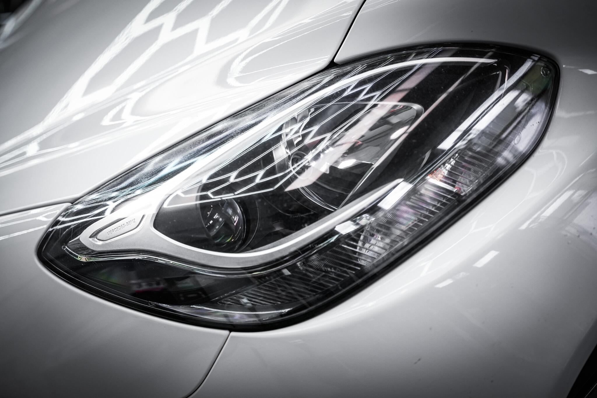 Mercedes-Benz SLC view 31