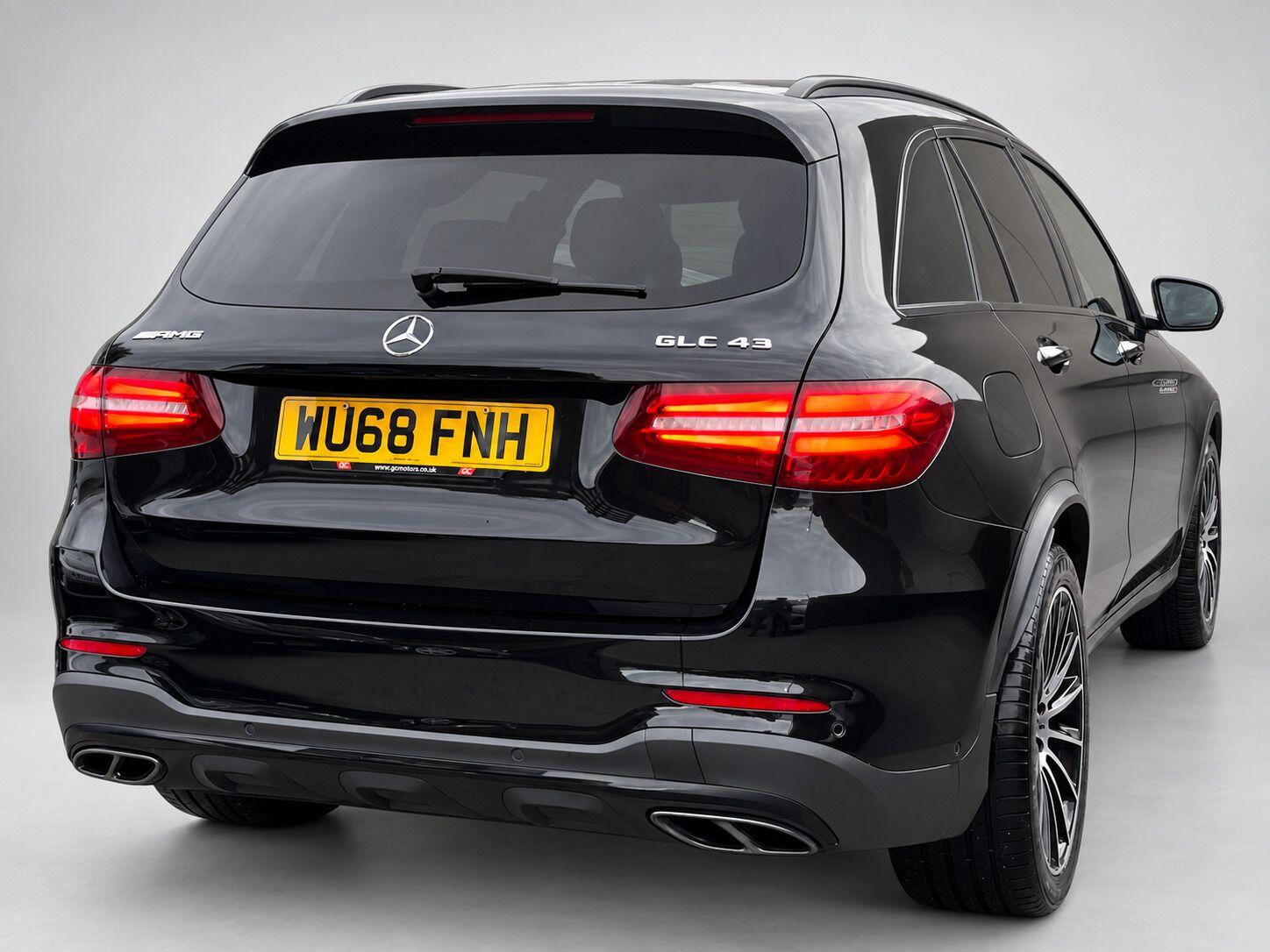 Mercedes-Benz GLC view 12