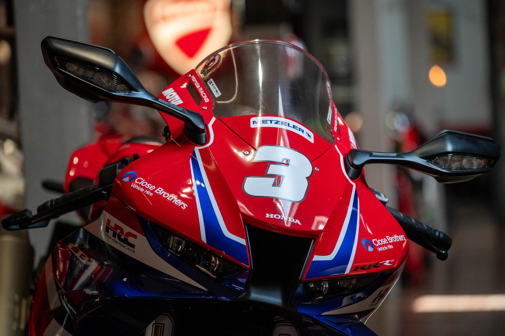 Honda CBR1000RR-R Fireblade SP view 19