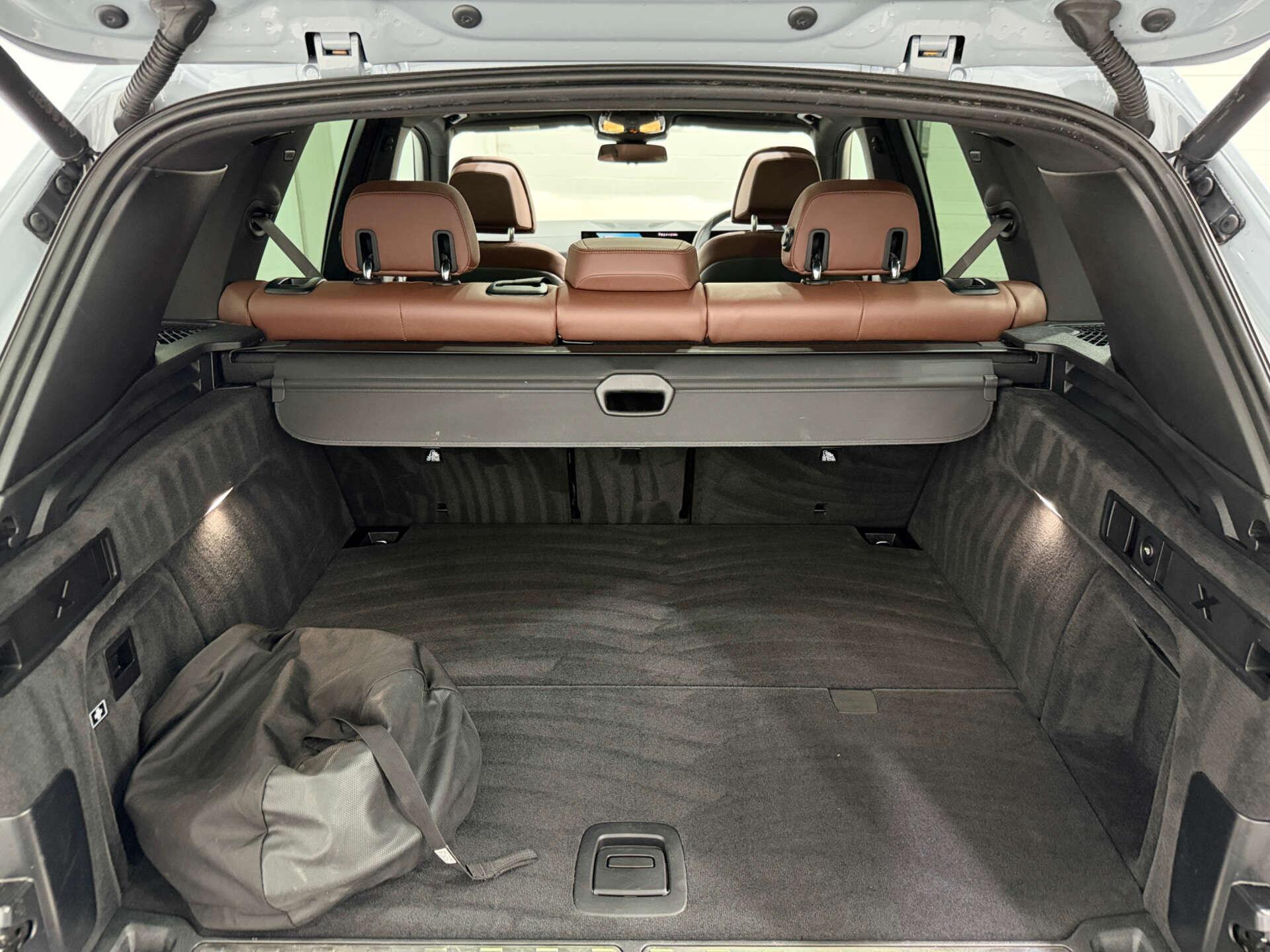 BMW X5 view 27