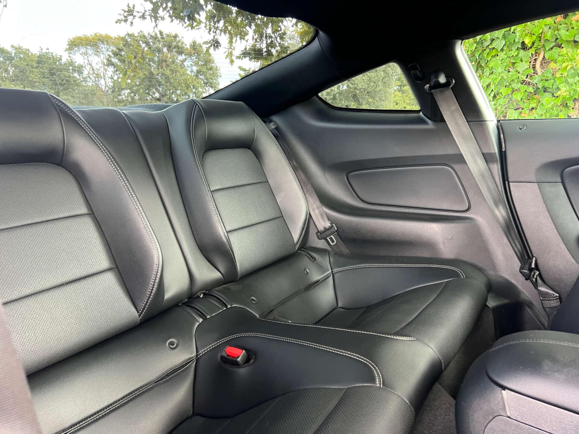 Ford Mustang view 26