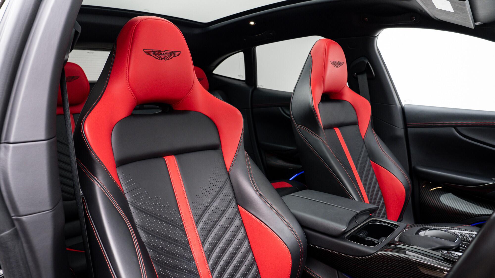 Aston Martin DBX view 6