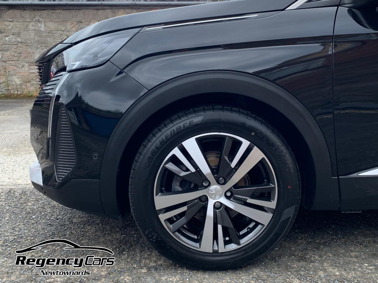 Peugeot 5008 view 34