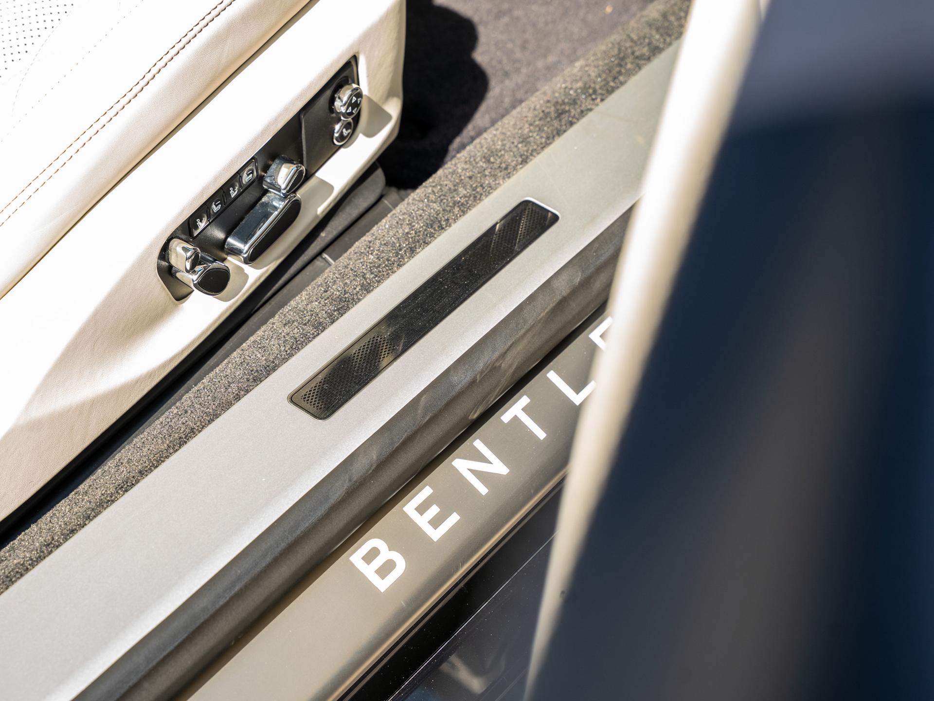 Bentley Continental view 29