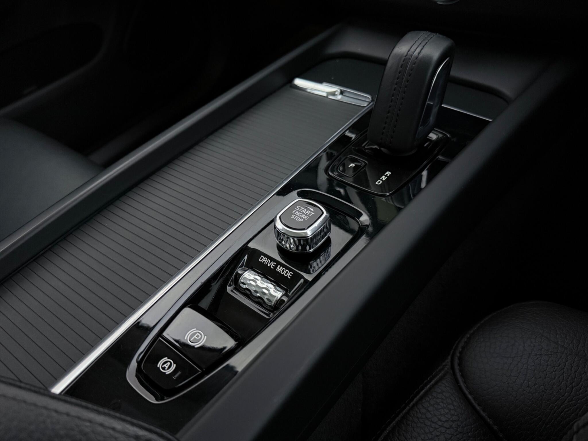 Volvo XC60 view 19