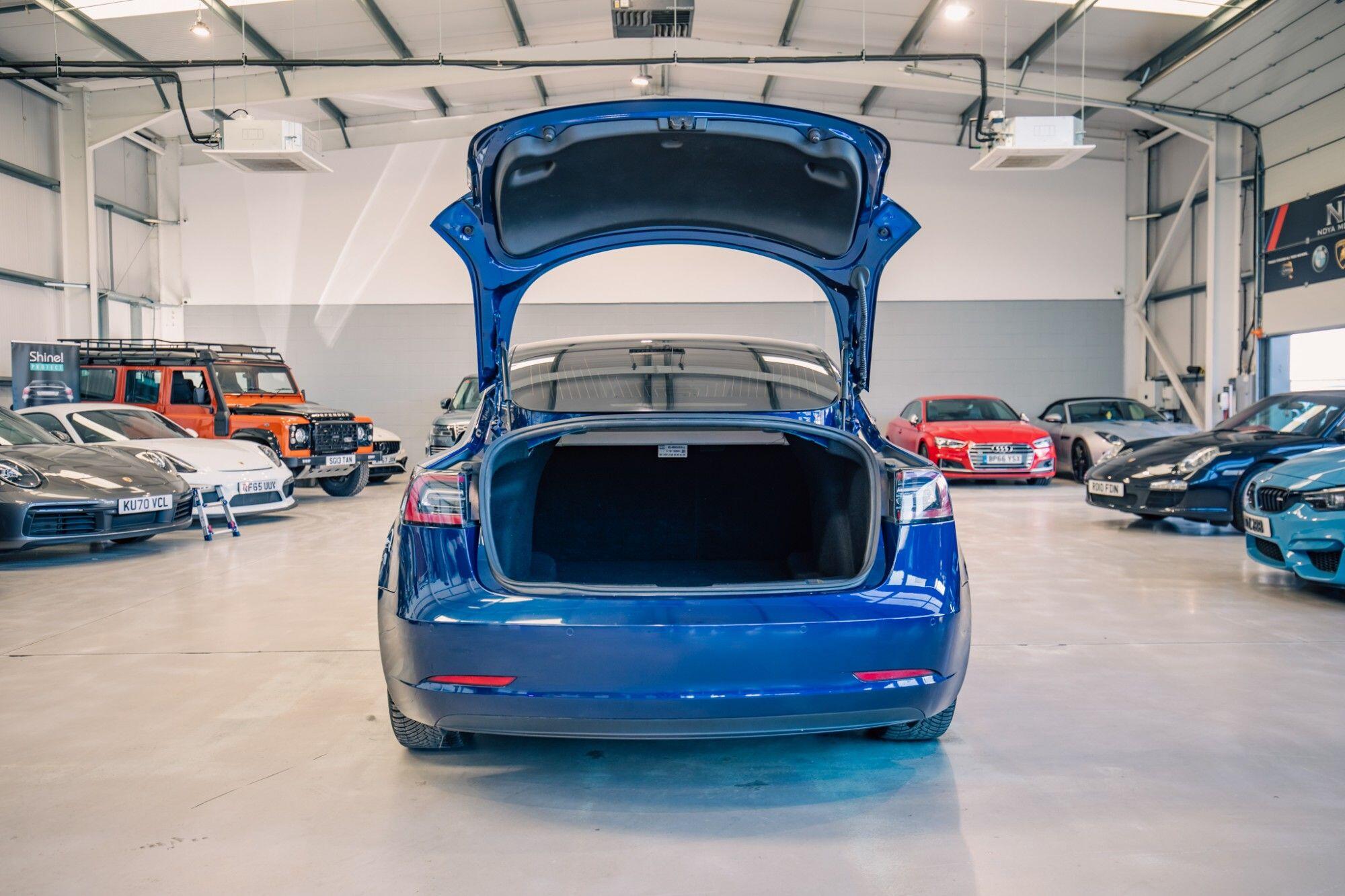 Tesla Model 3 view 28