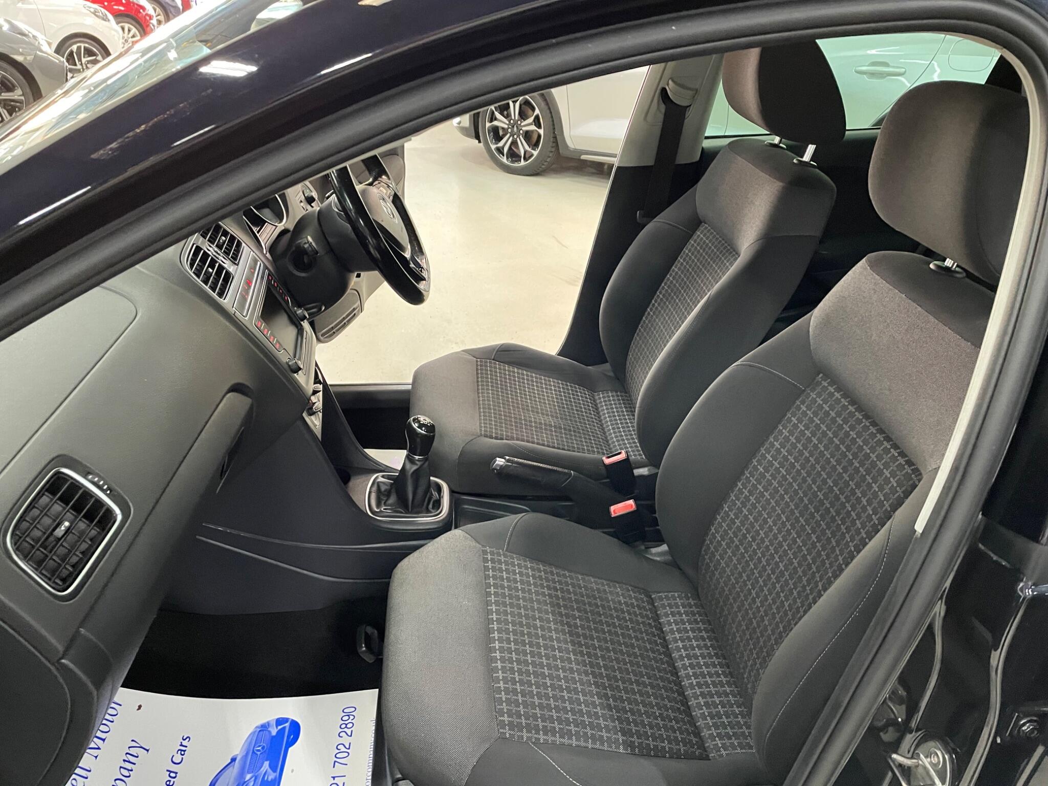 Volkswagen Polo view 12