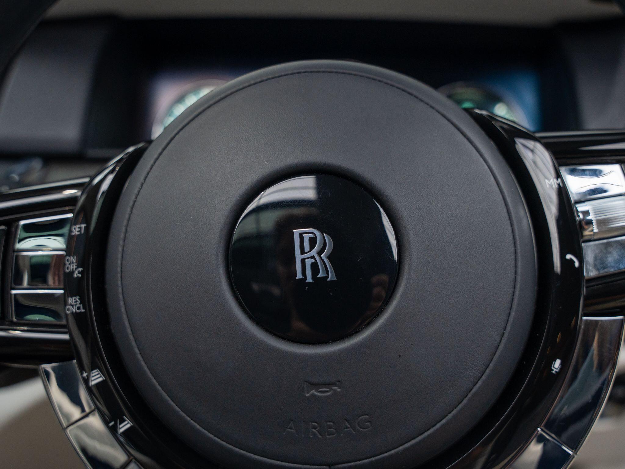 Rolls-Royce Cullinan view 24