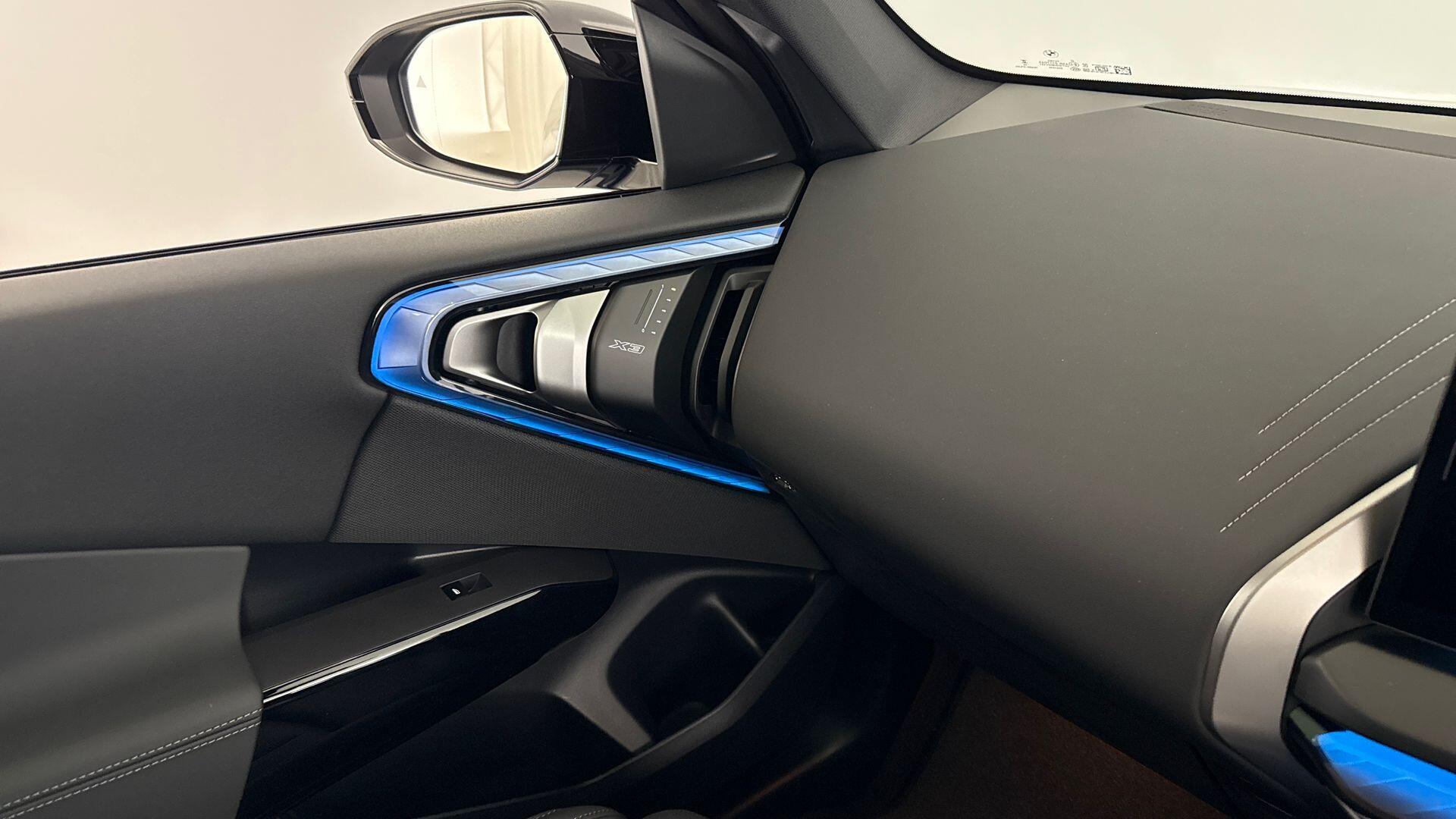 BMW X3 view 28