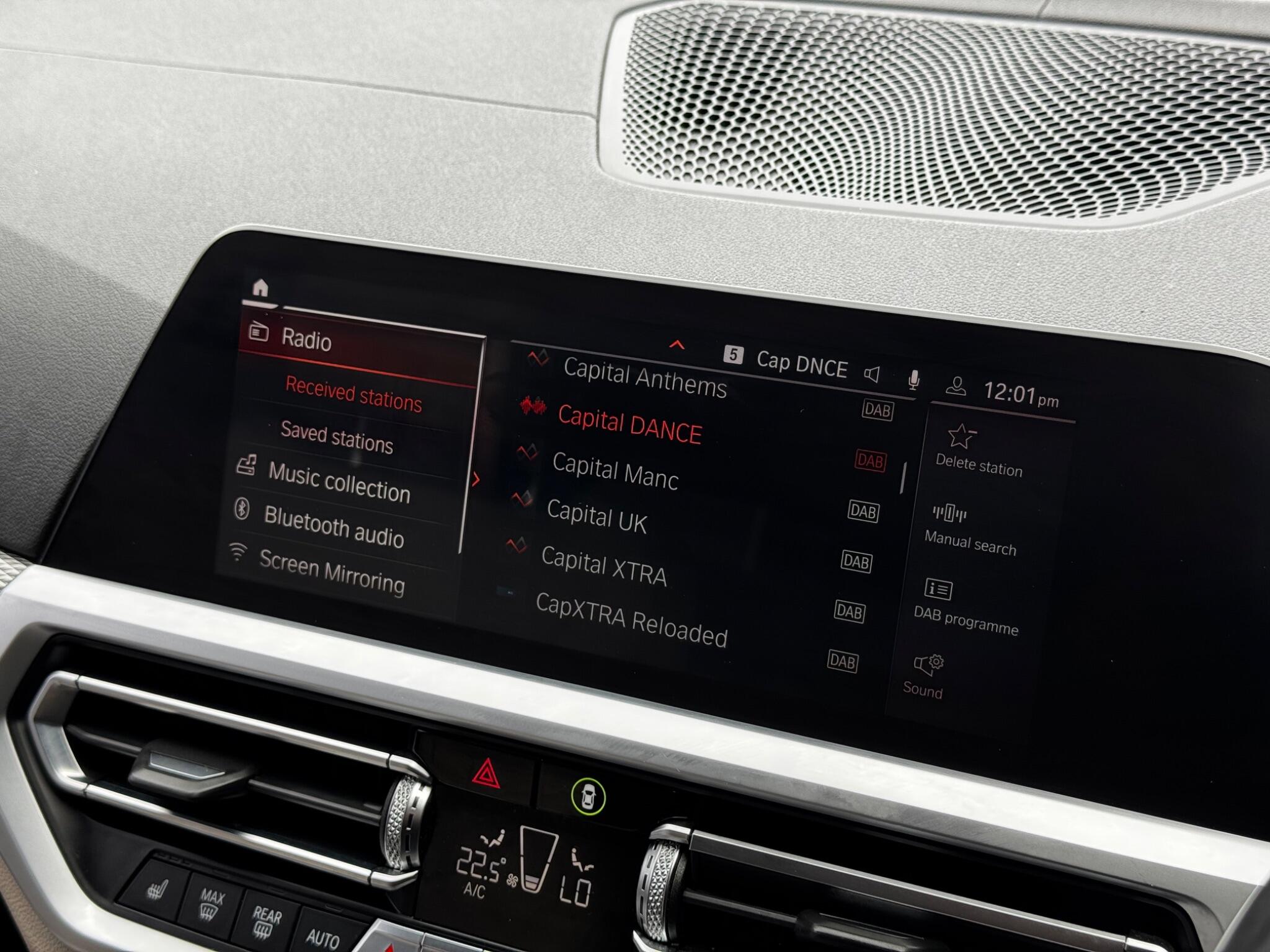 BMW 3 Series view 40