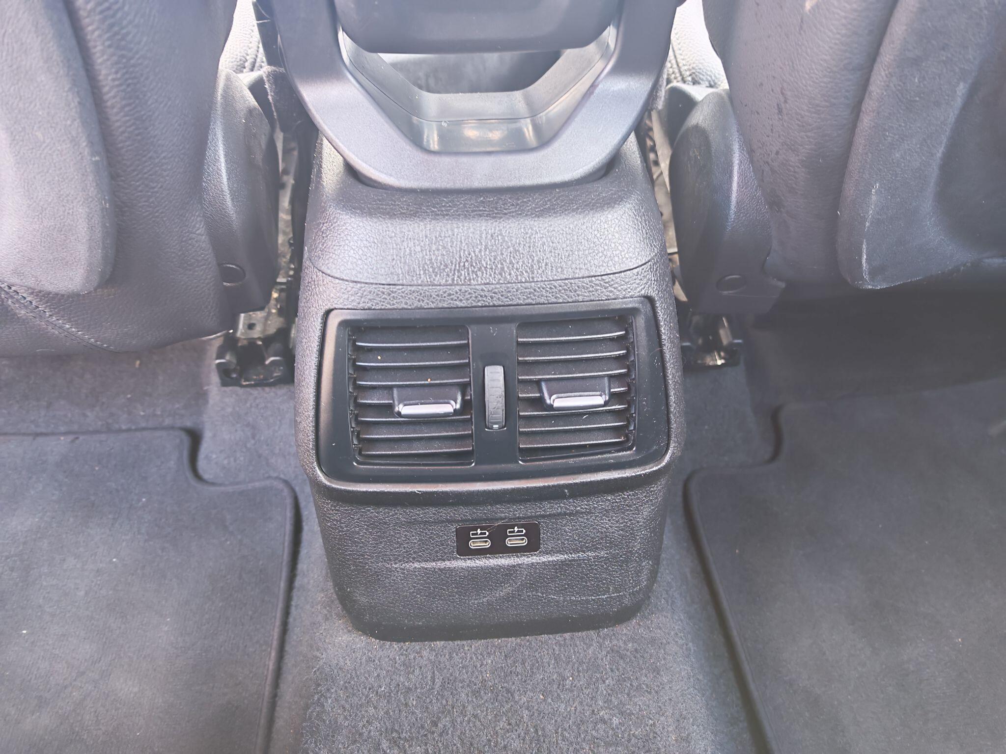BMW 2 Series view 17