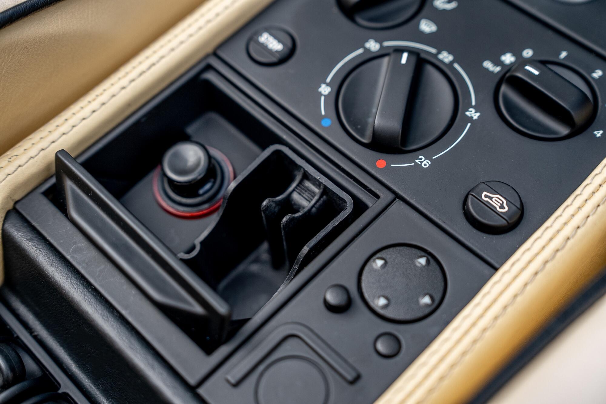 Ferrari 355 F1 view 37
