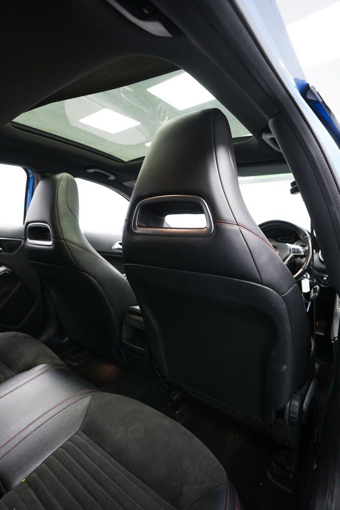 Mercedes-Benz A Class view 14