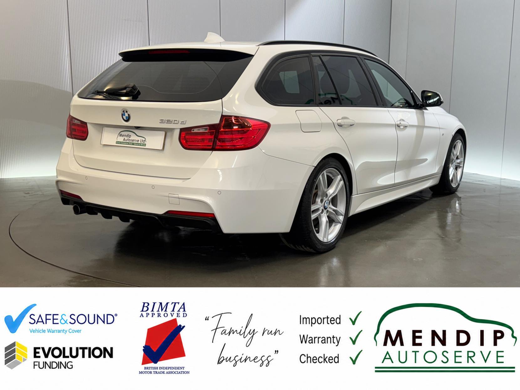 BMW 3 Series view 22