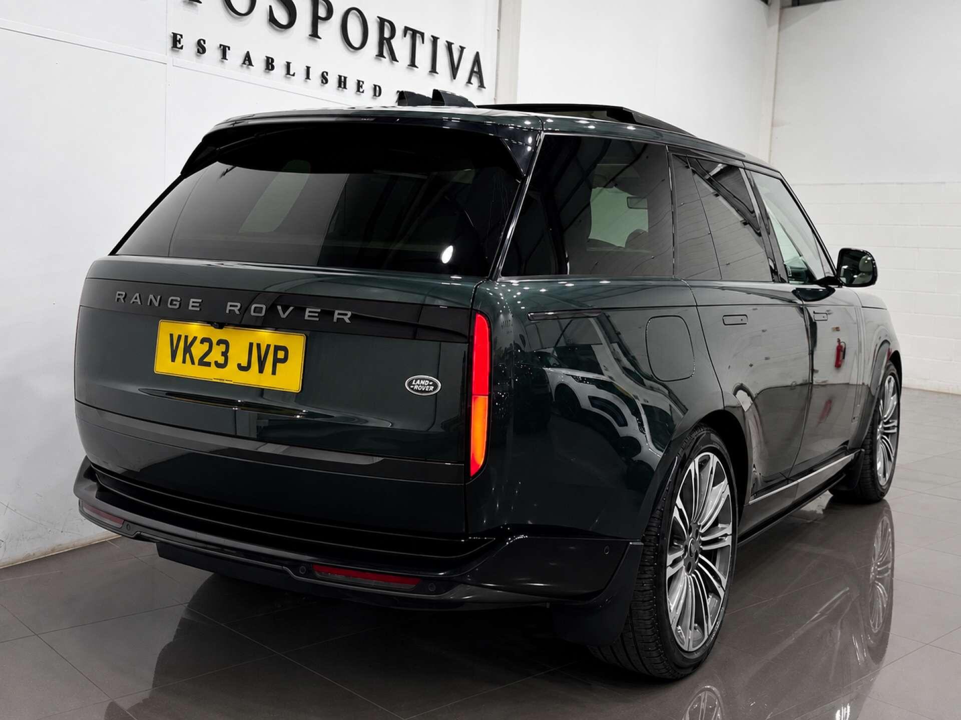 Land Rover Range Rover view 4