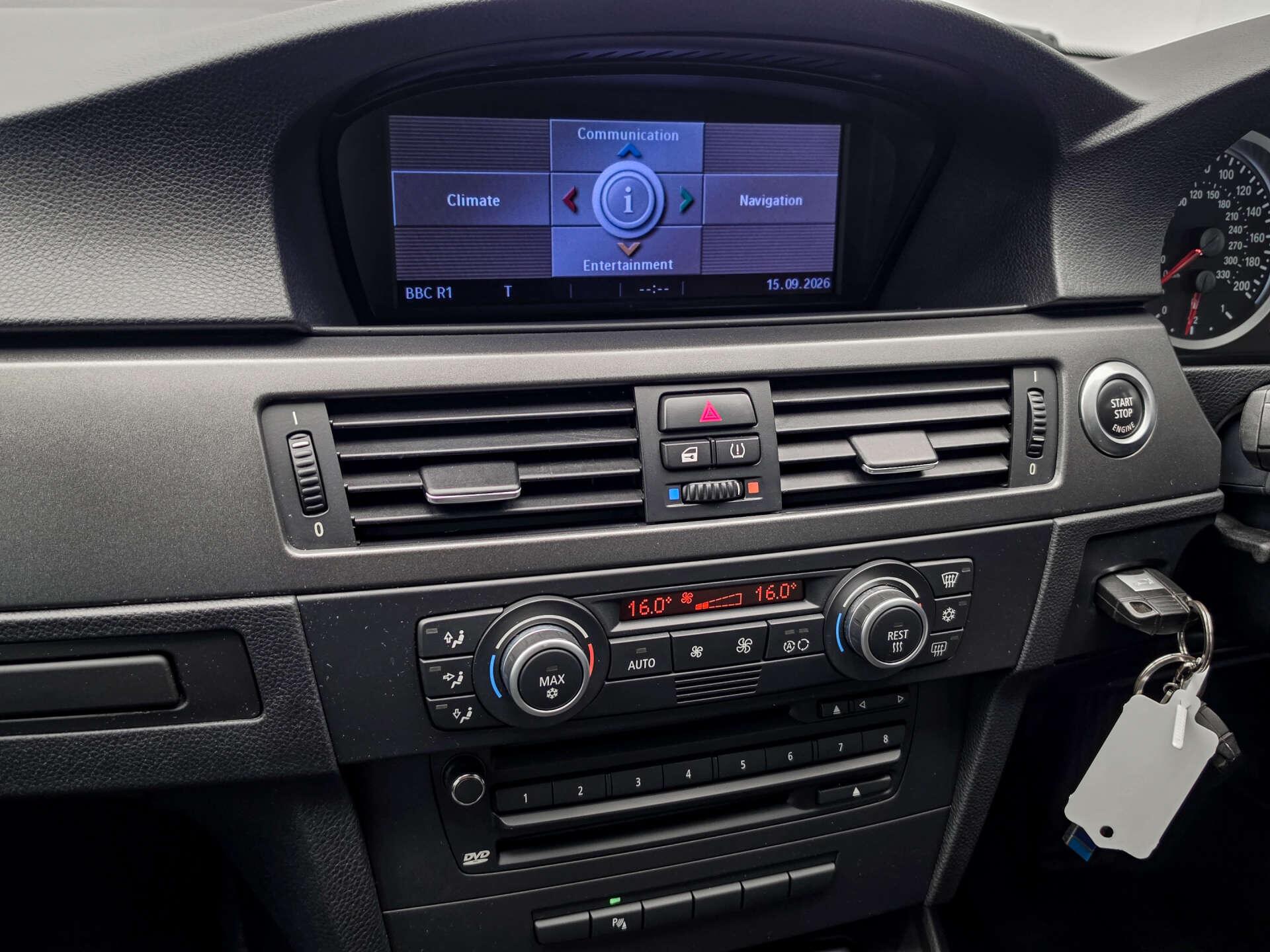 BMW M3 view 8
