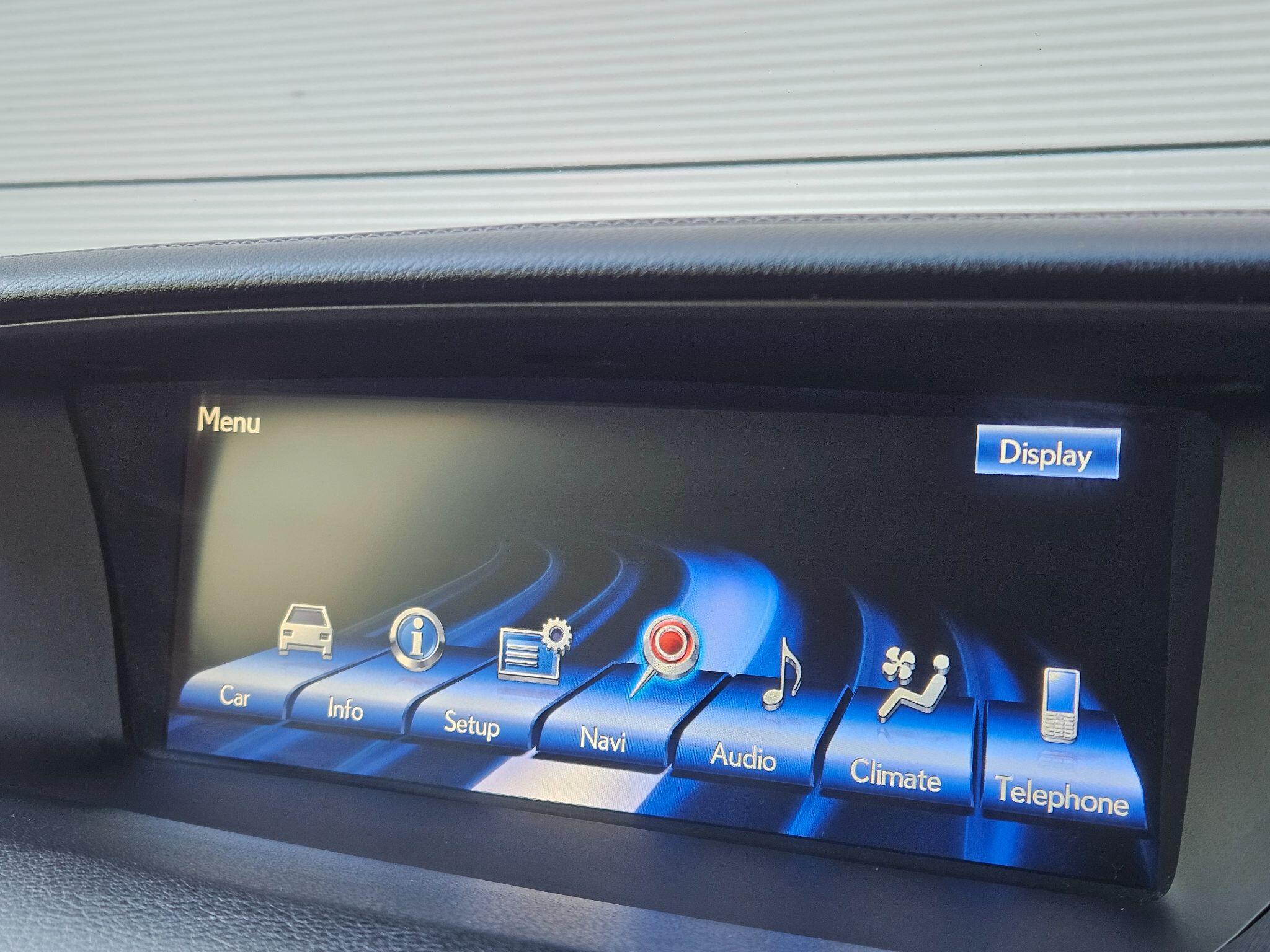 Lexus GS view 17