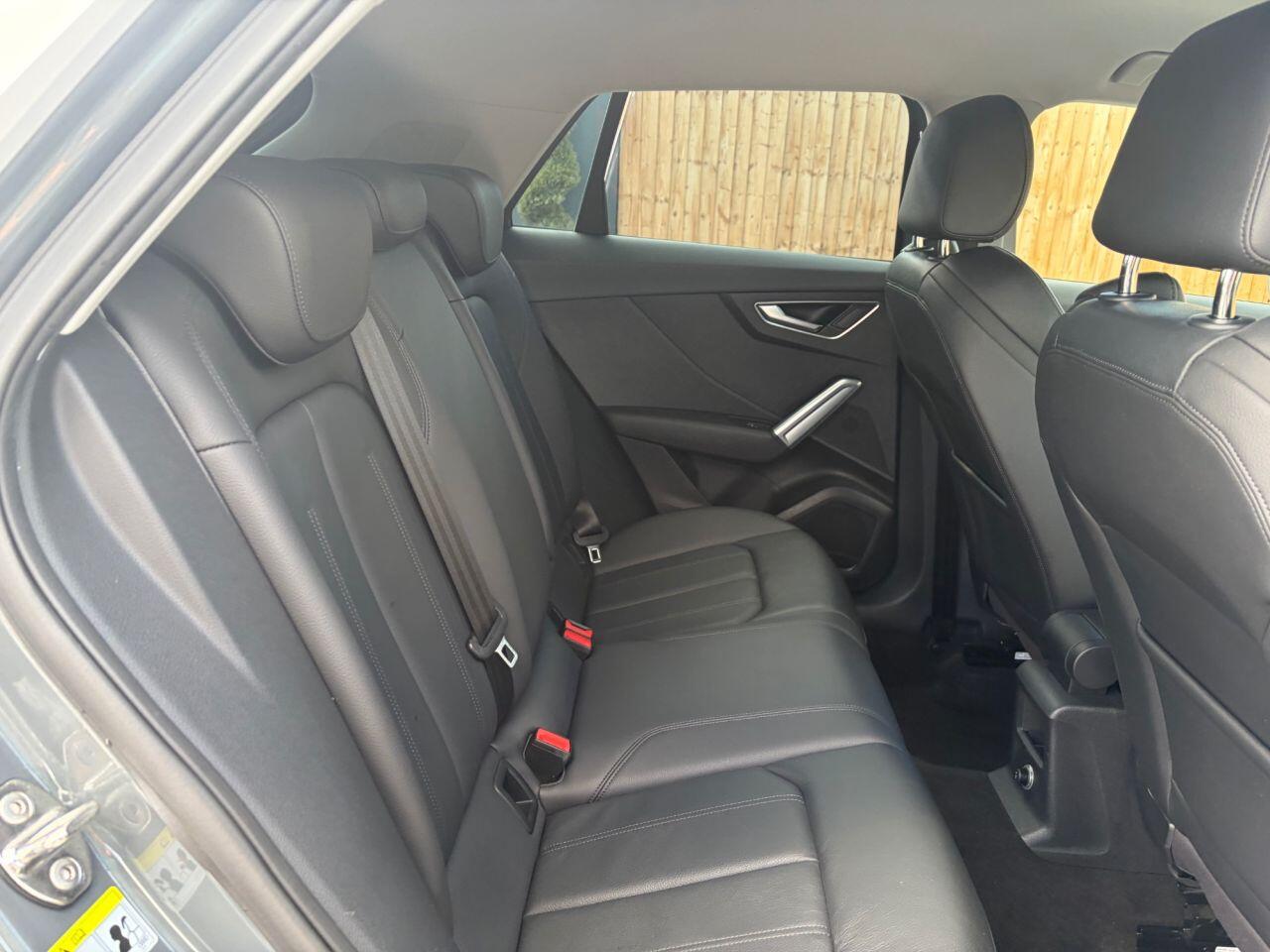 Audi Q2 view 27
