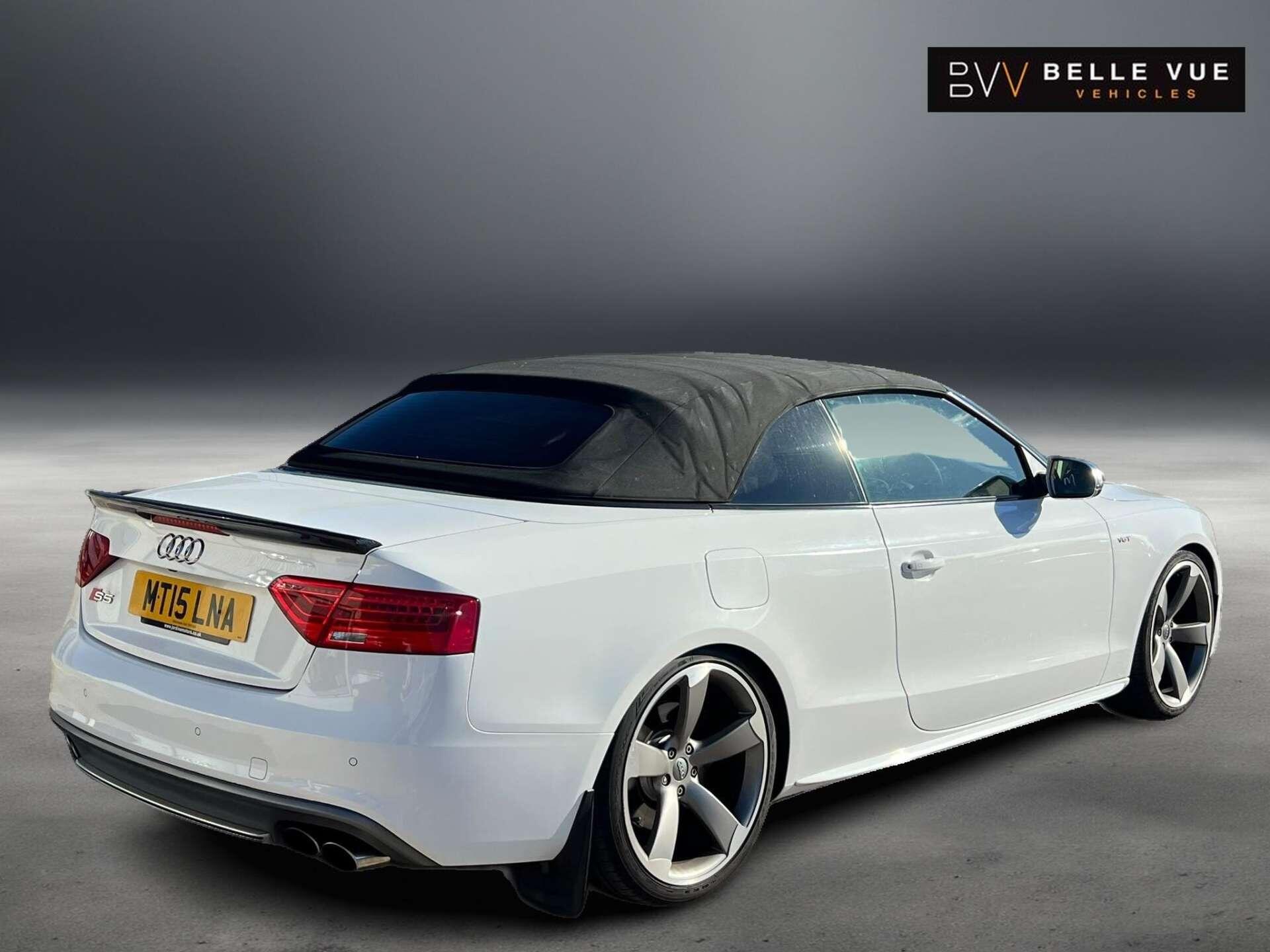 Audi S5 view 5