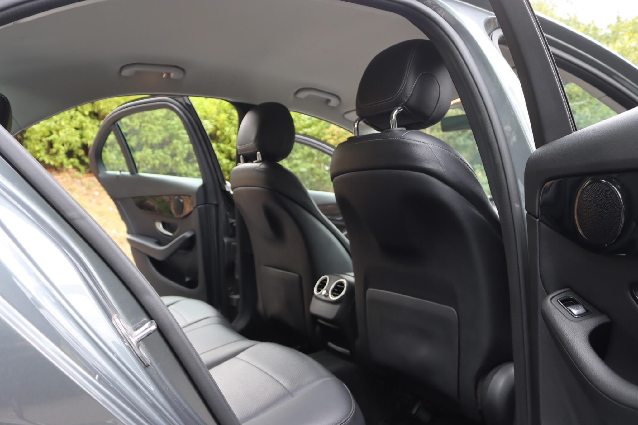 Mercedes-Benz C Class view 9