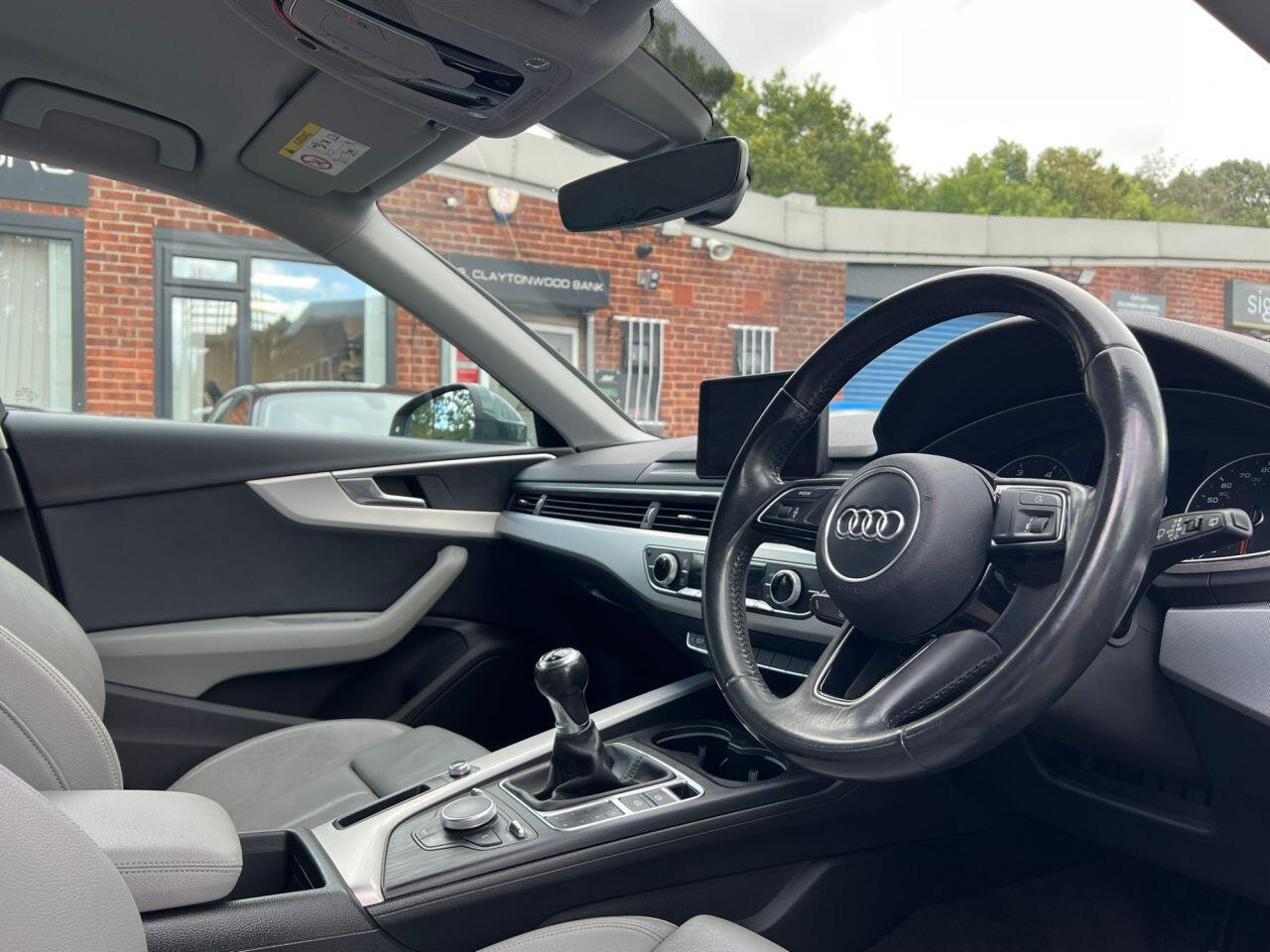 Audi A4 view 13