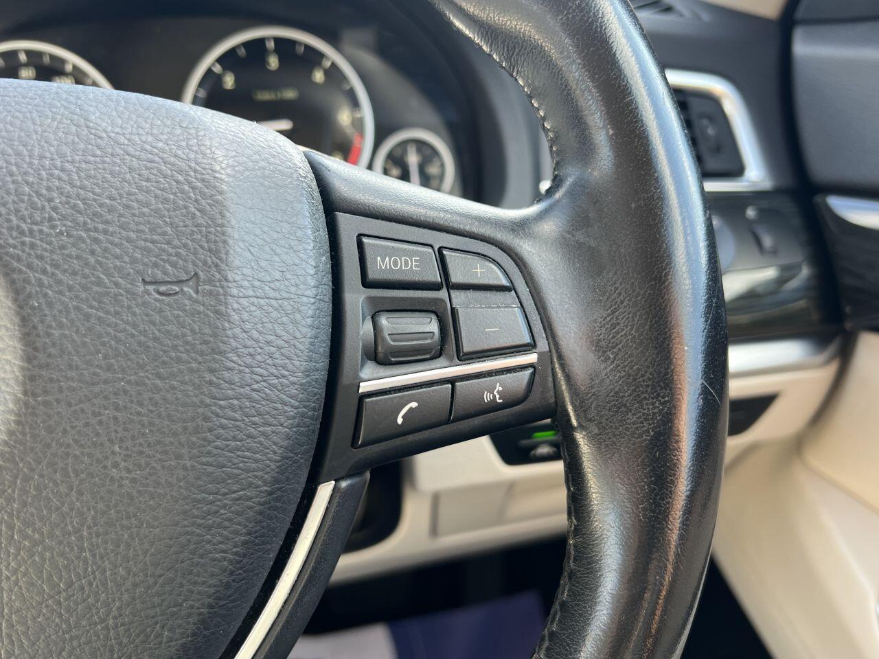 BMW 5 Series view 52