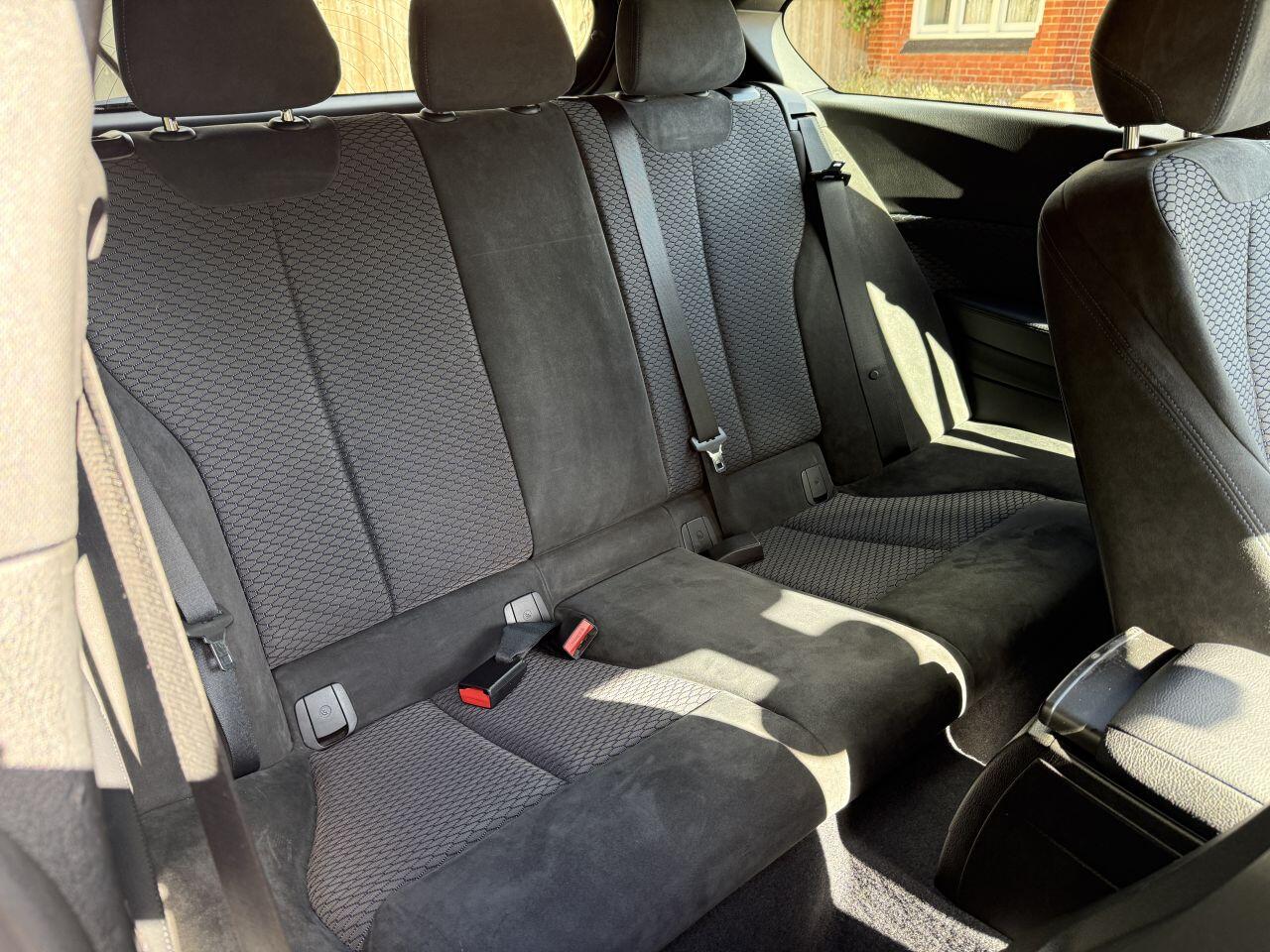 BMW 1 Series view 23