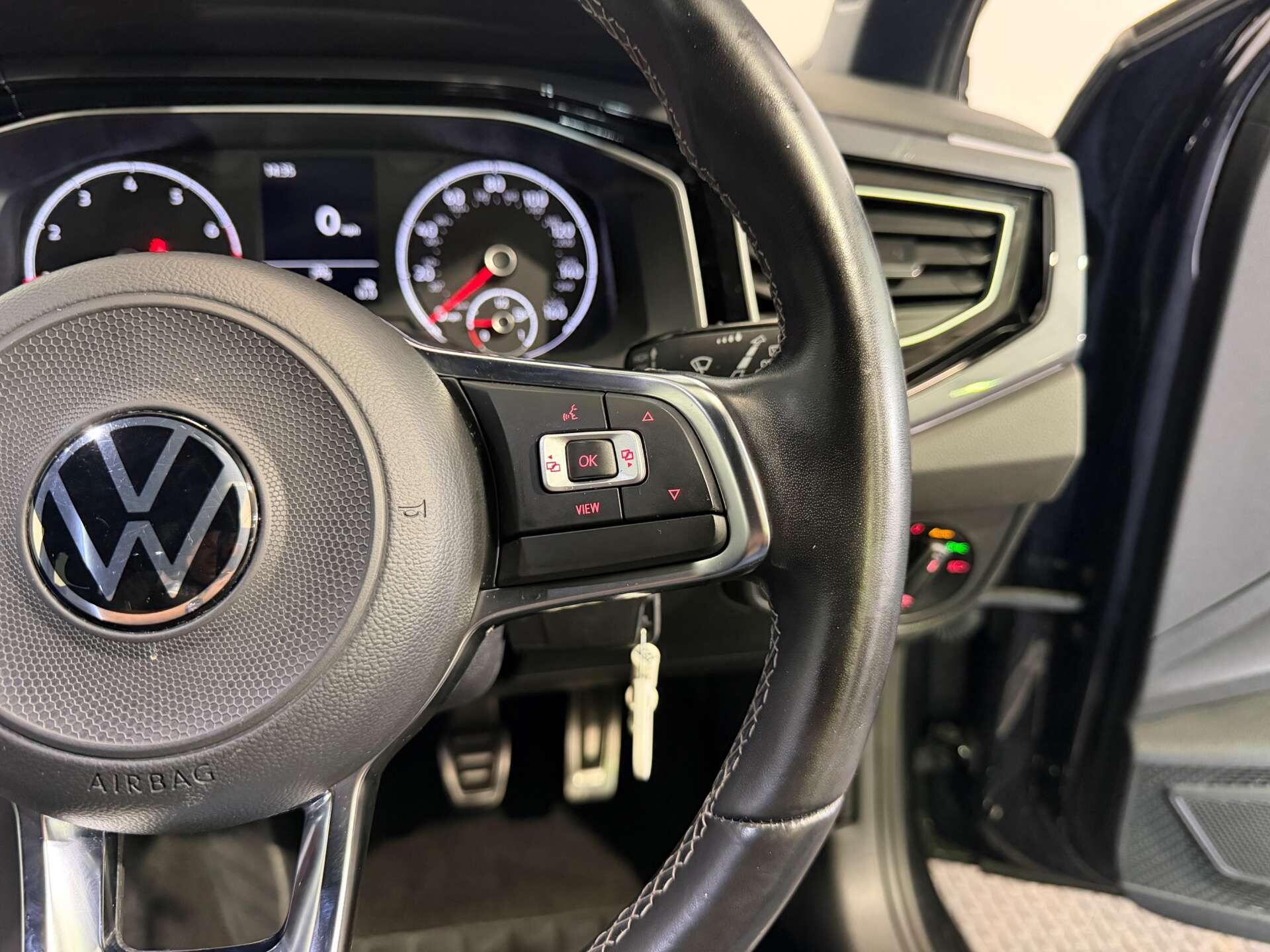 Volkswagen Polo view 26