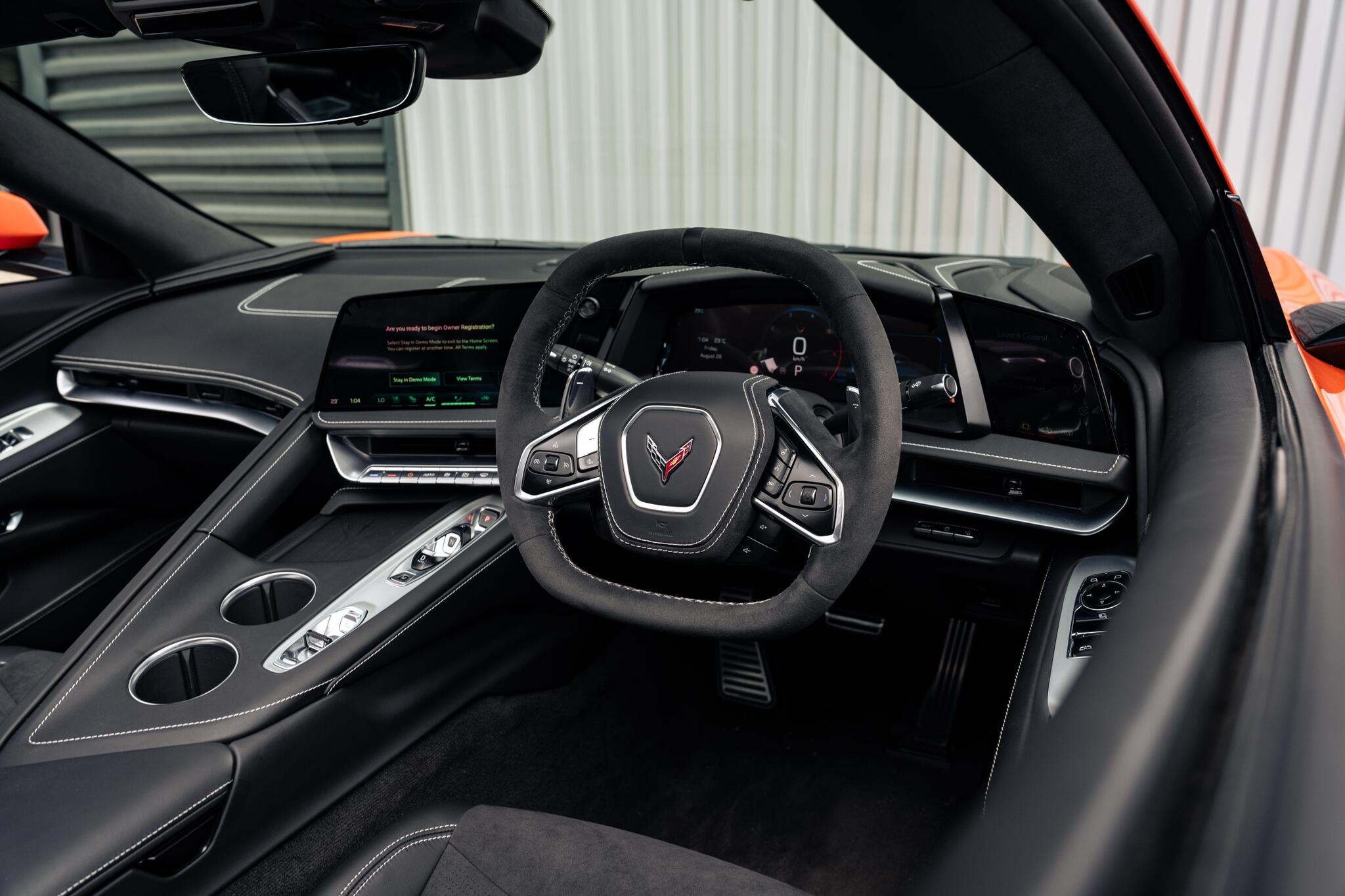 Chevrolet Corvette Stingray view 9