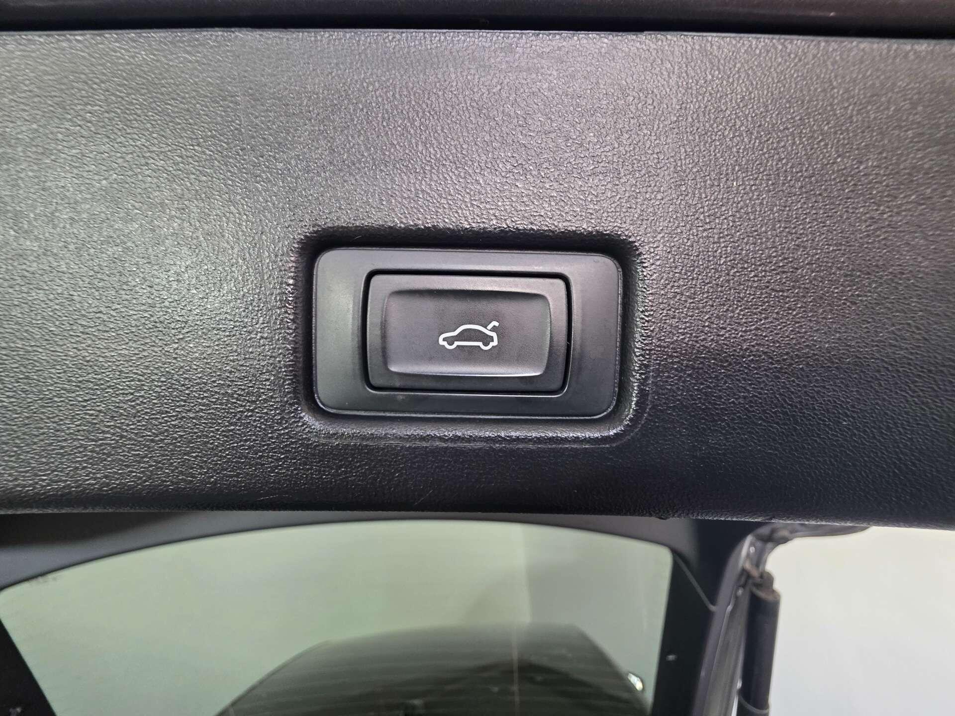 Audi Q4 E-Tron view 42