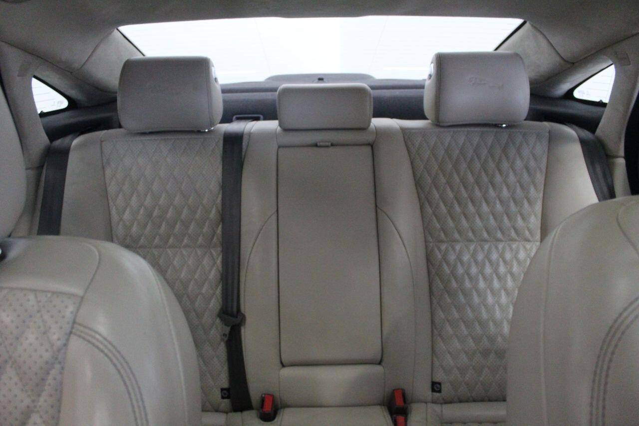 Jaguar XJ view 64