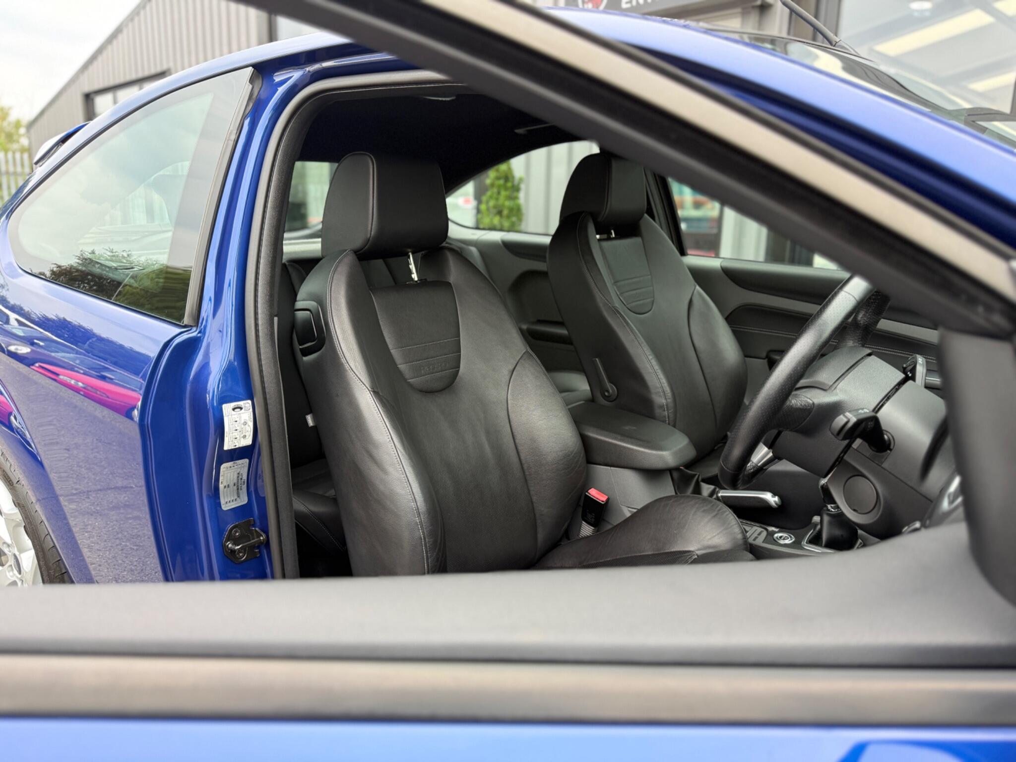 Ford Focus view 4