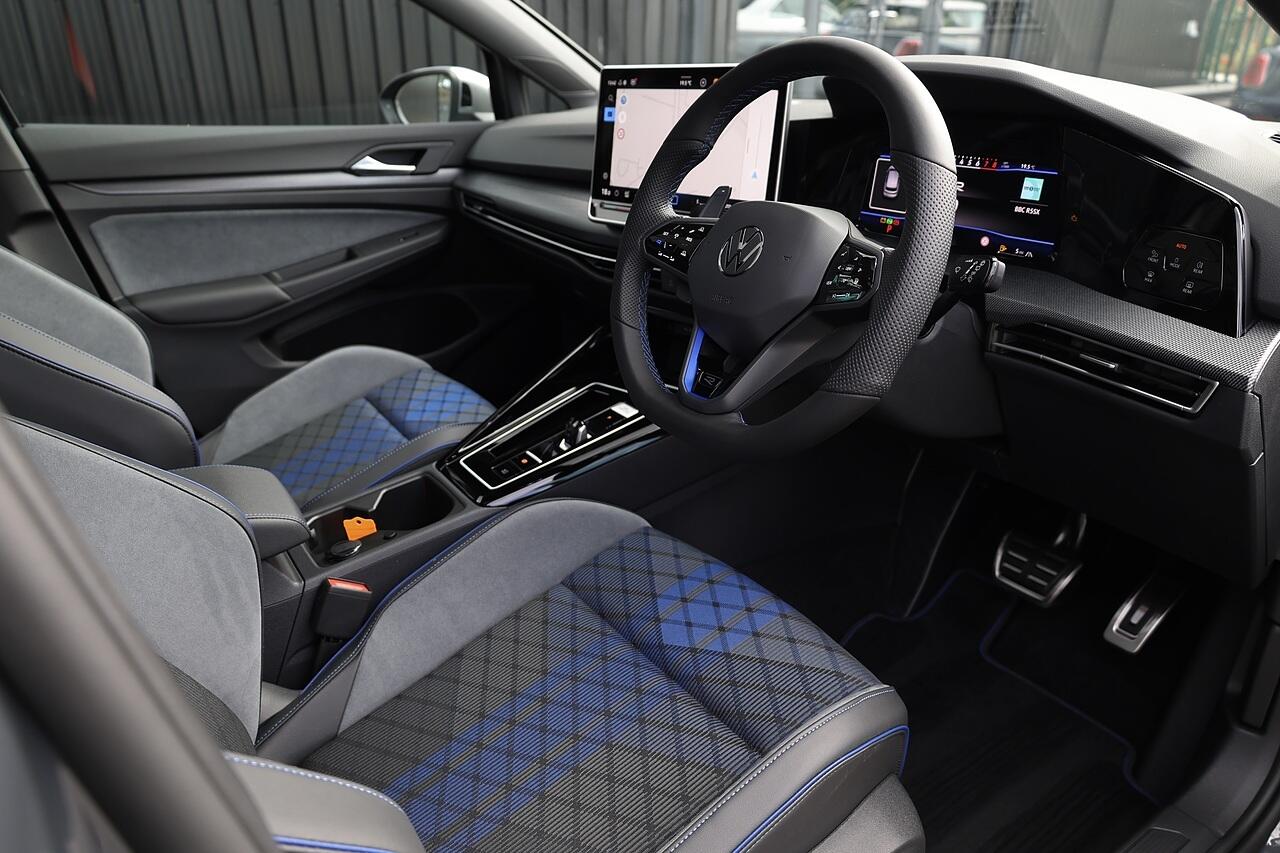 Volkswagen Golf view 7