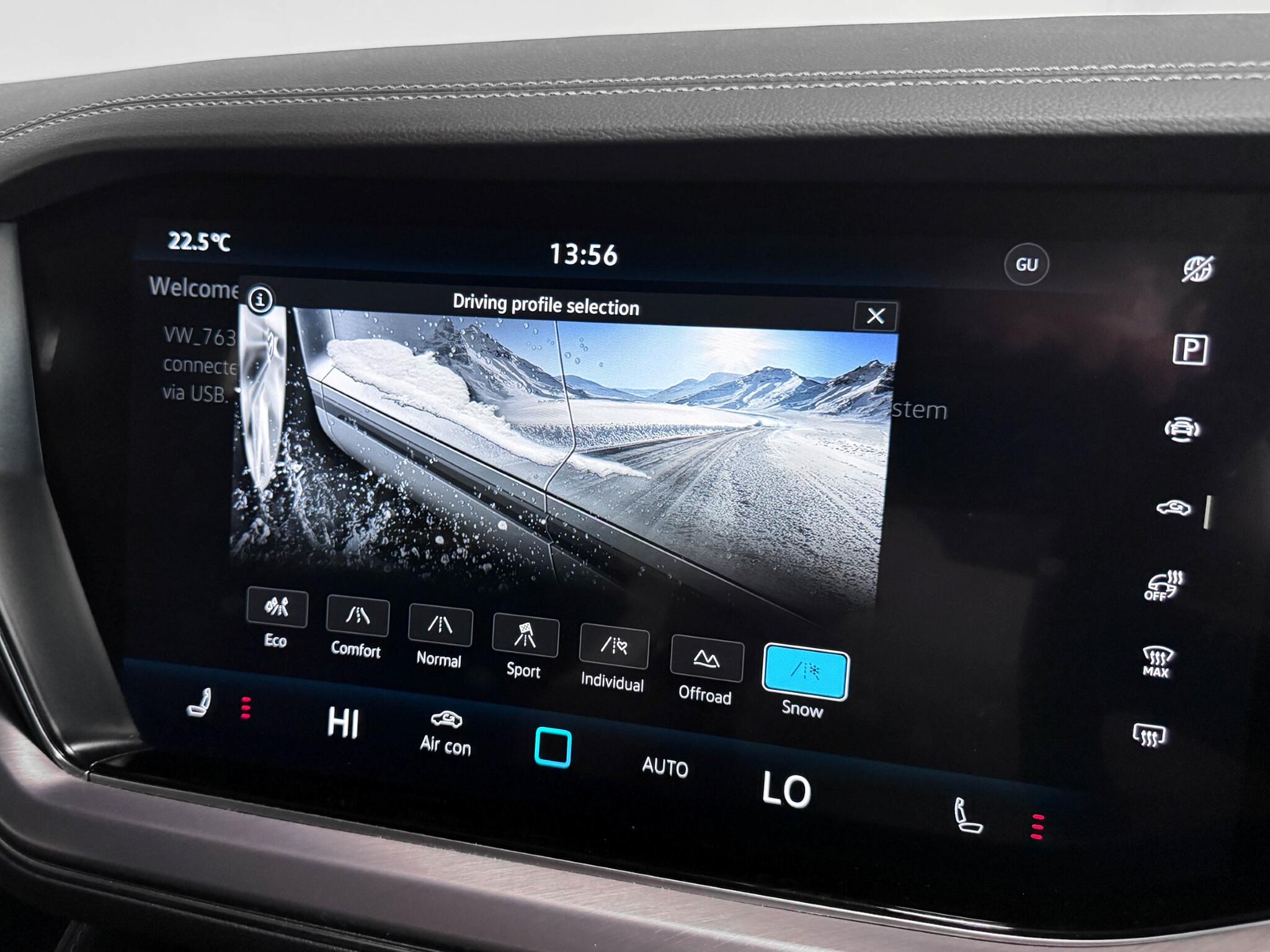 Volkswagen Touareg view 73