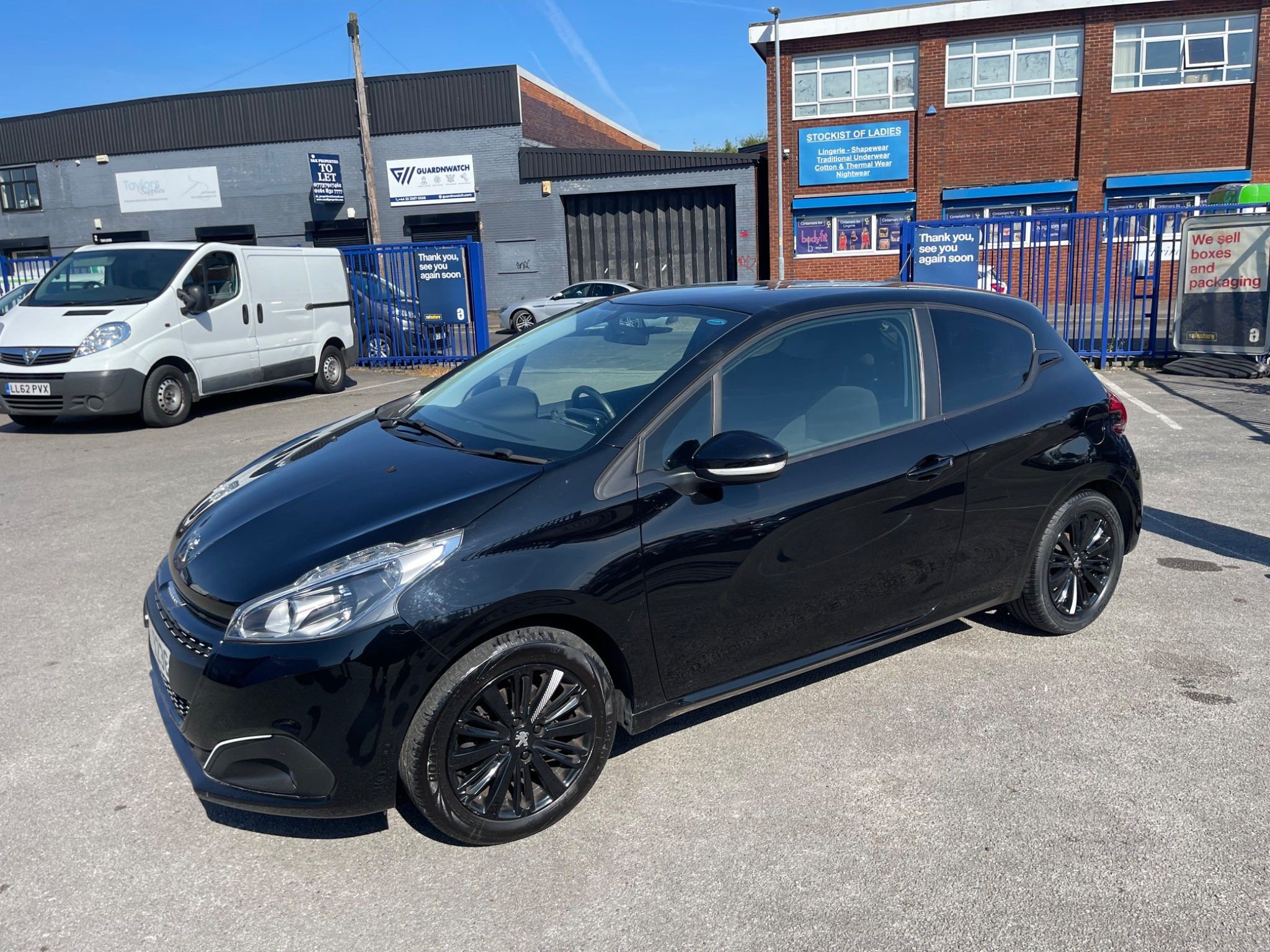 2017 Peugeot 208 - Image 1
