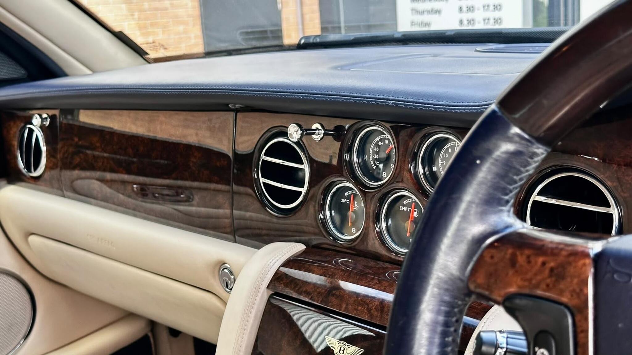 Bentley Arnage view 52