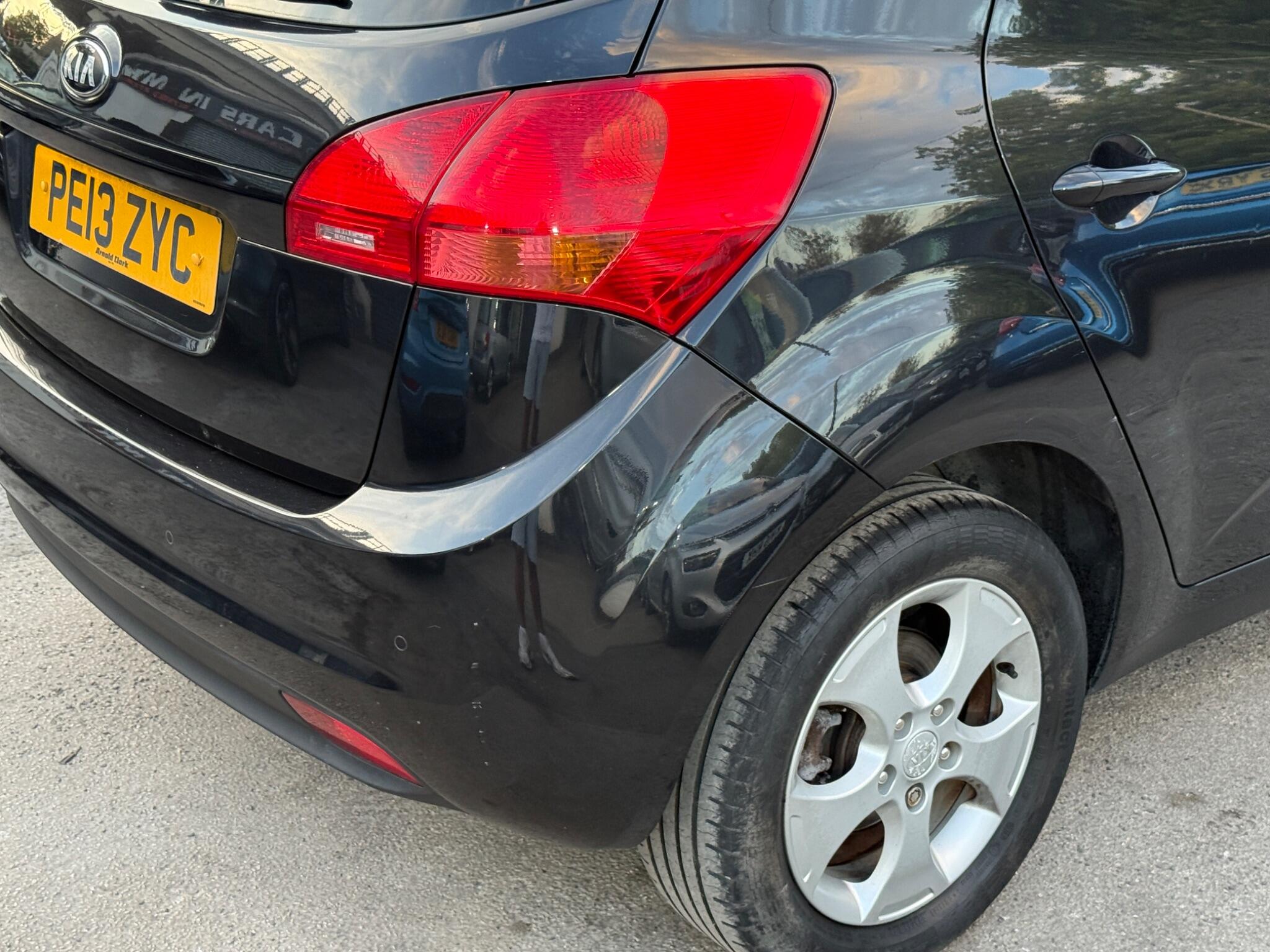 Kia Venga - Image 25