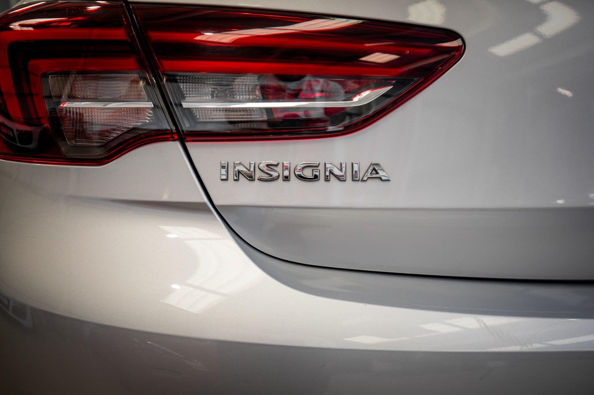 Vauxhall Insignia view 8
