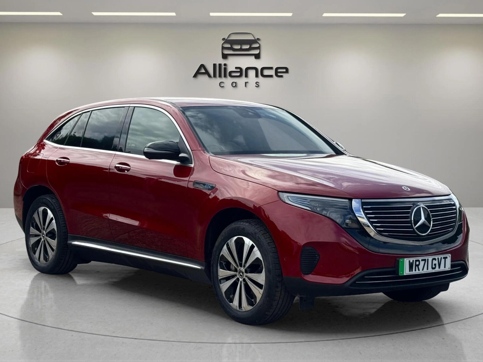 Mercedes-Benz EQC view 64