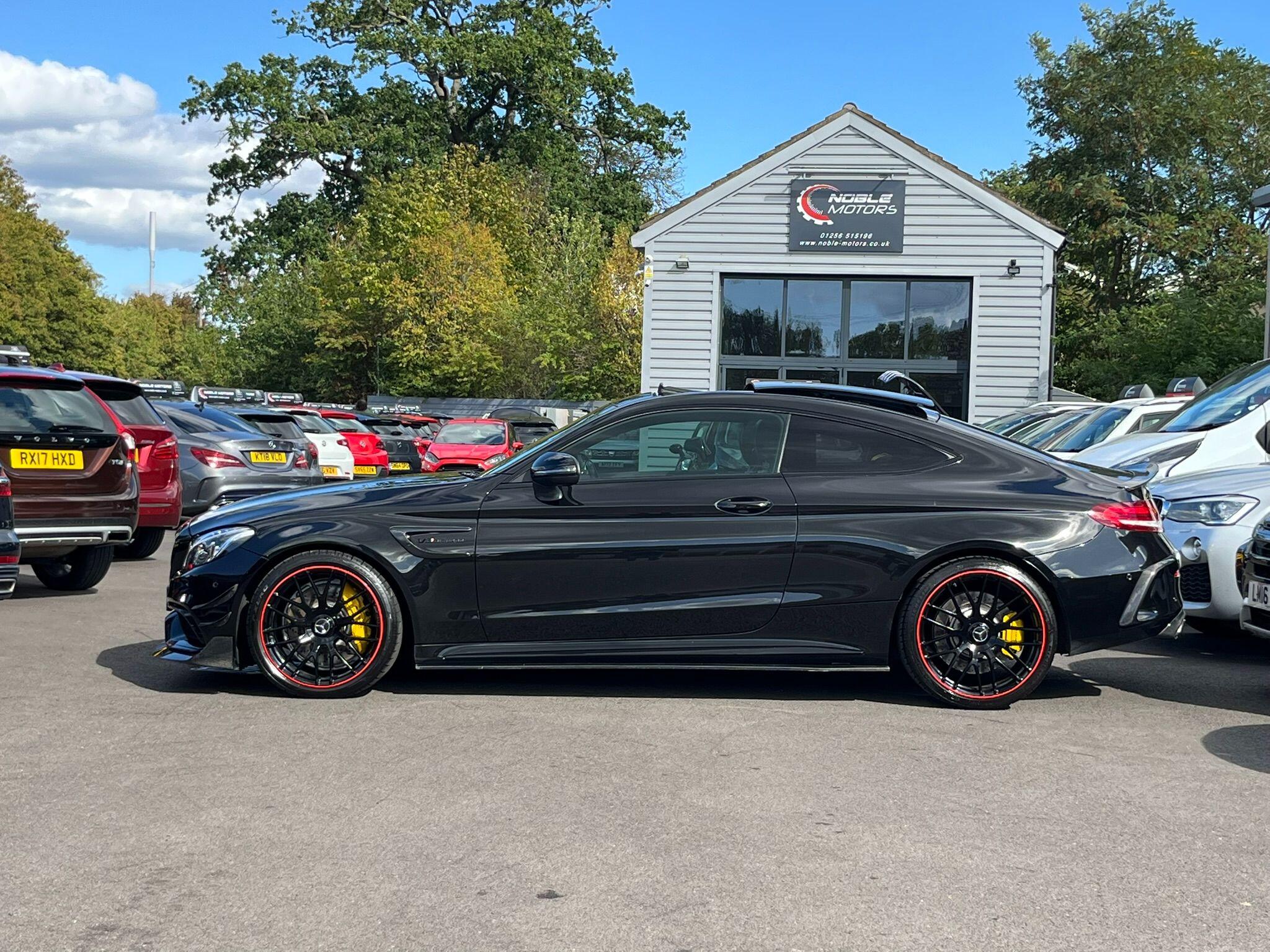Mercedes-Benz C-Class view 4