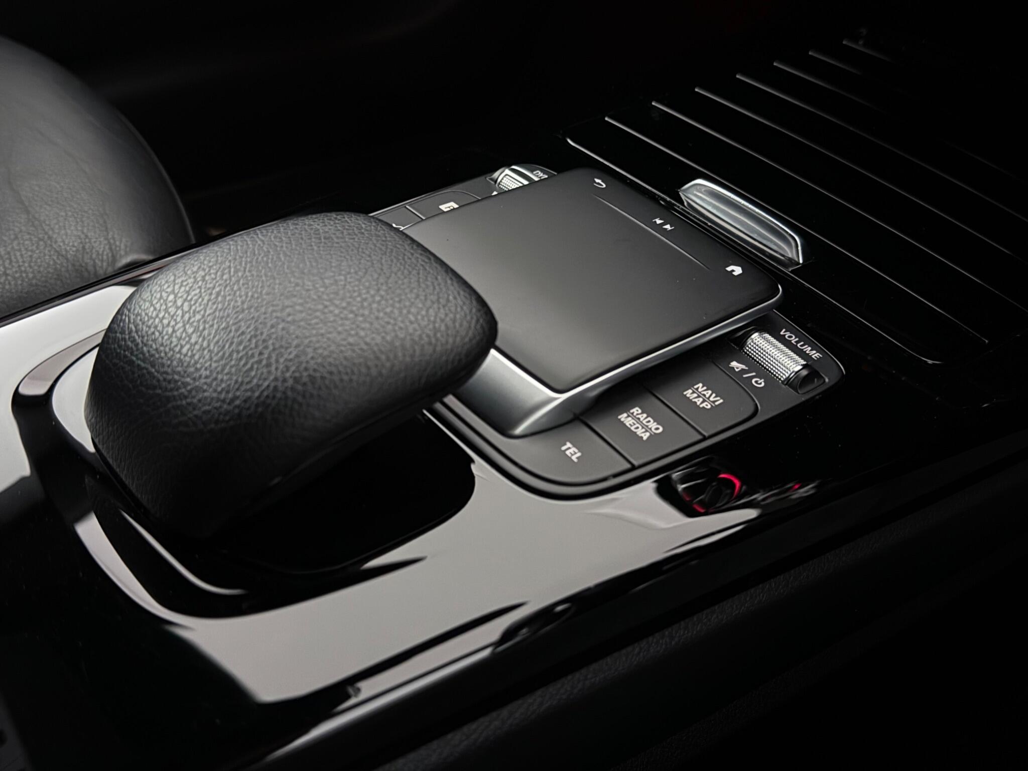 Mercedes-Benz Cla view 30