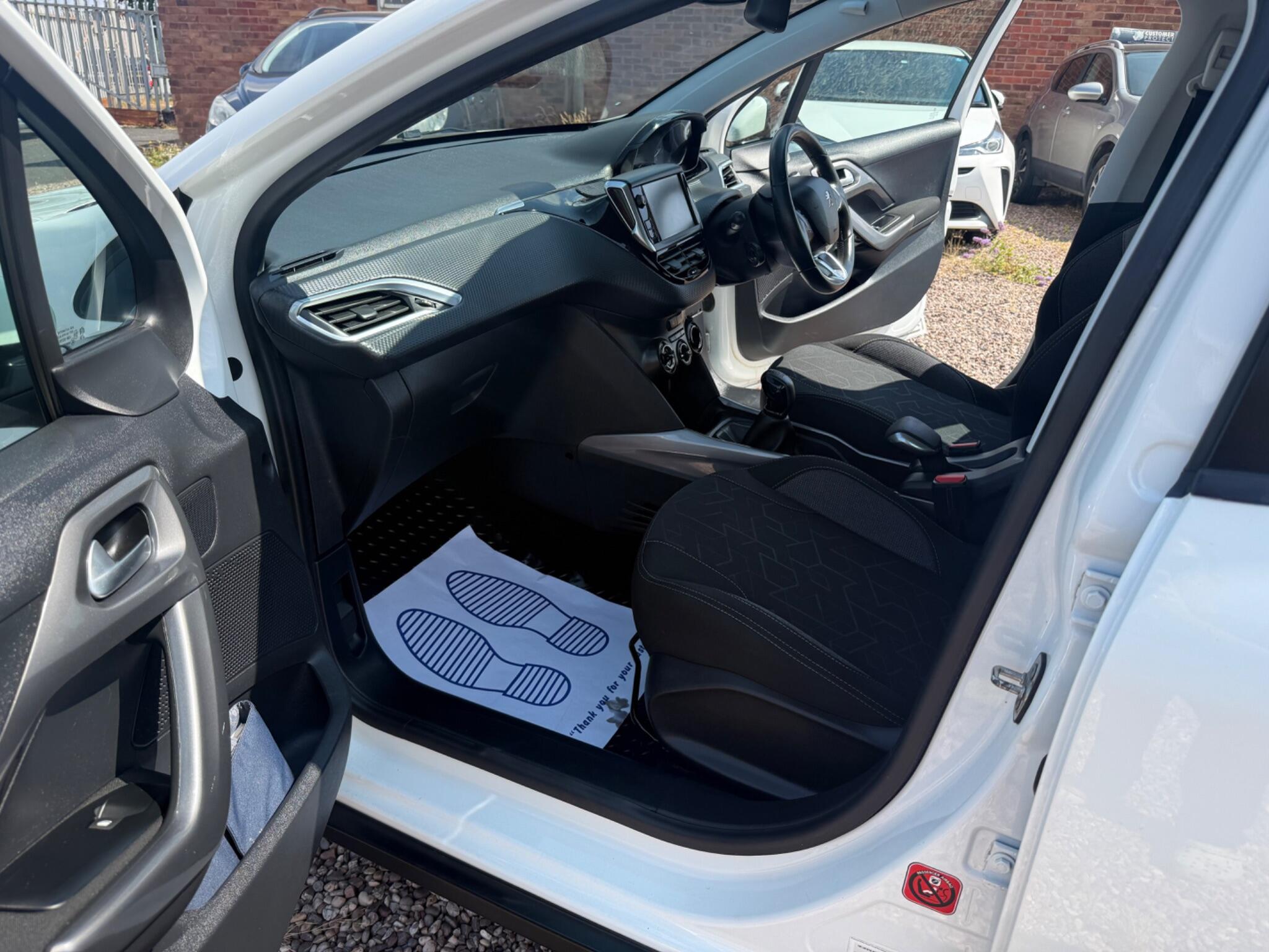Peugeot 2008 view 21