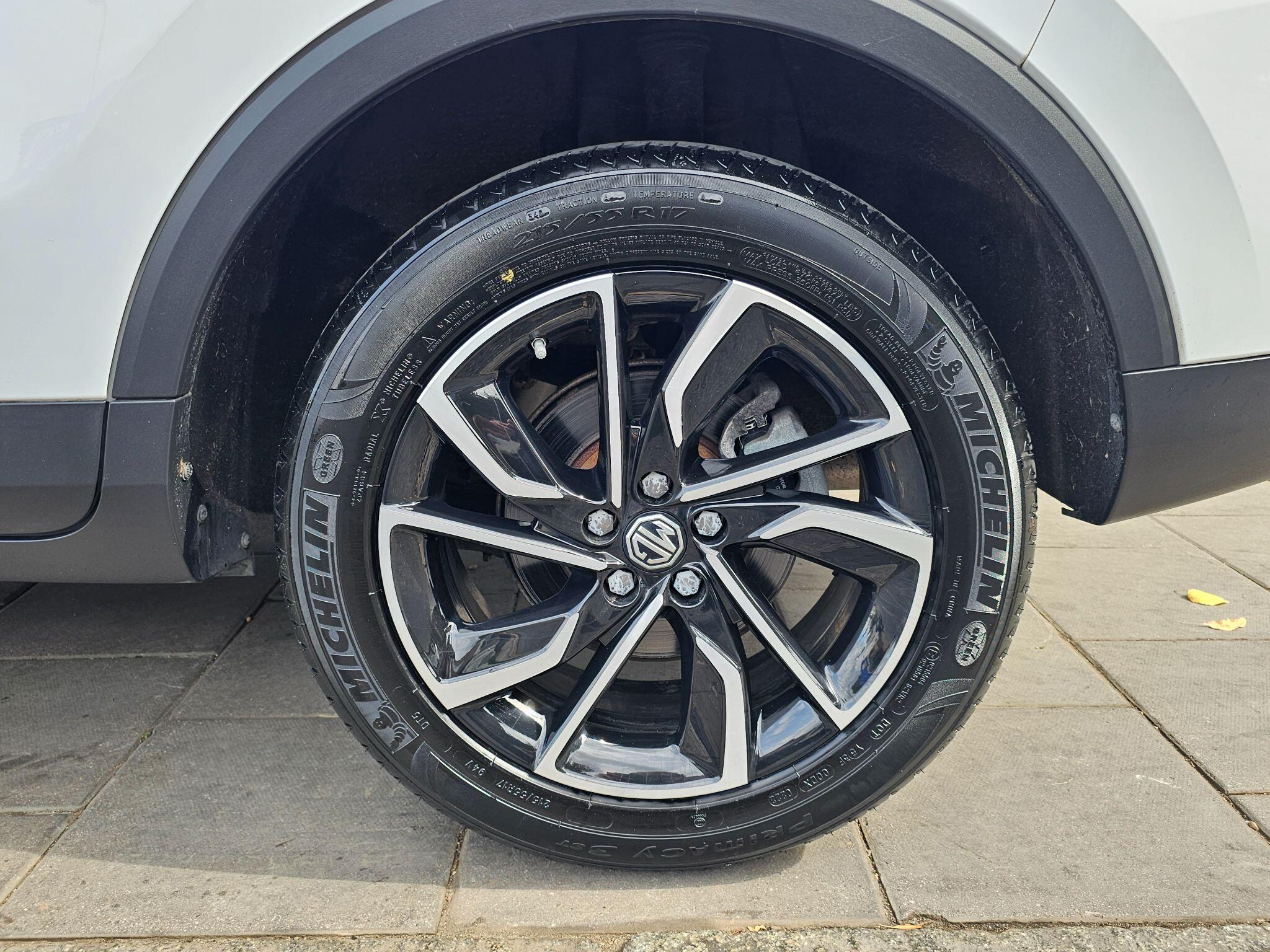 MG ZS view 79