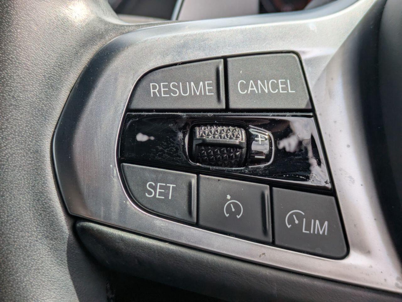 BMW 1 Series view 19