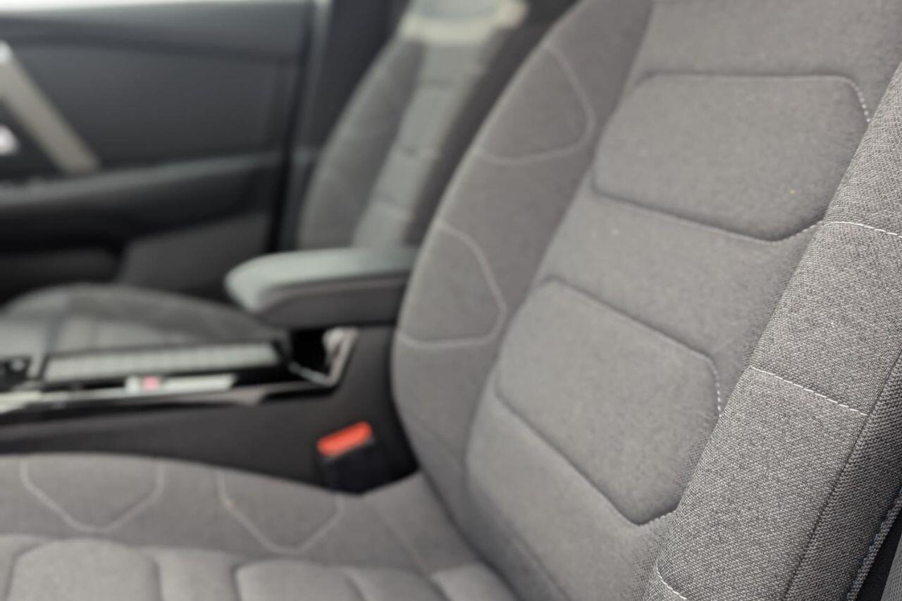 Citroen C4 view 27