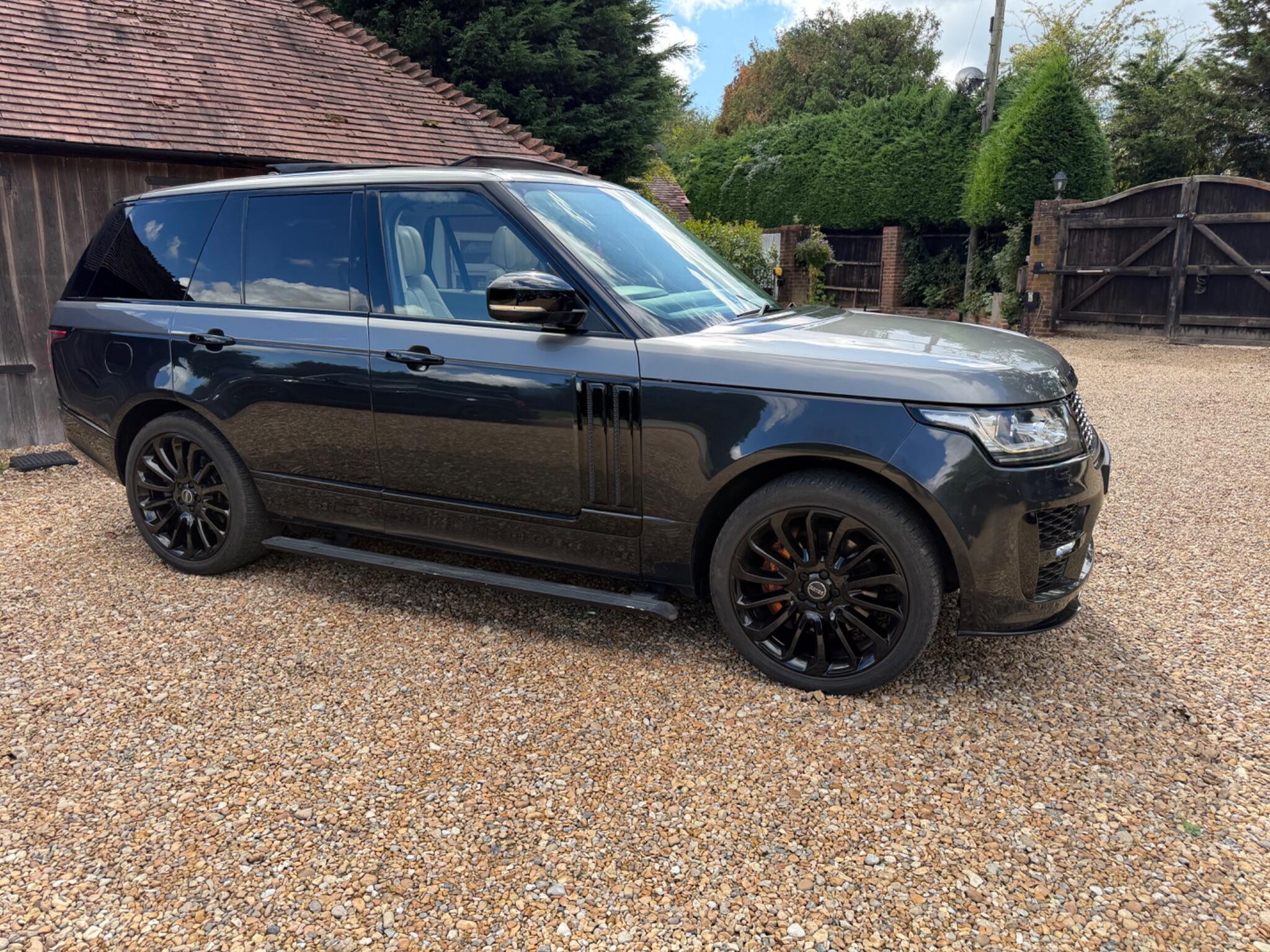 Land Rover Range Rover view 28