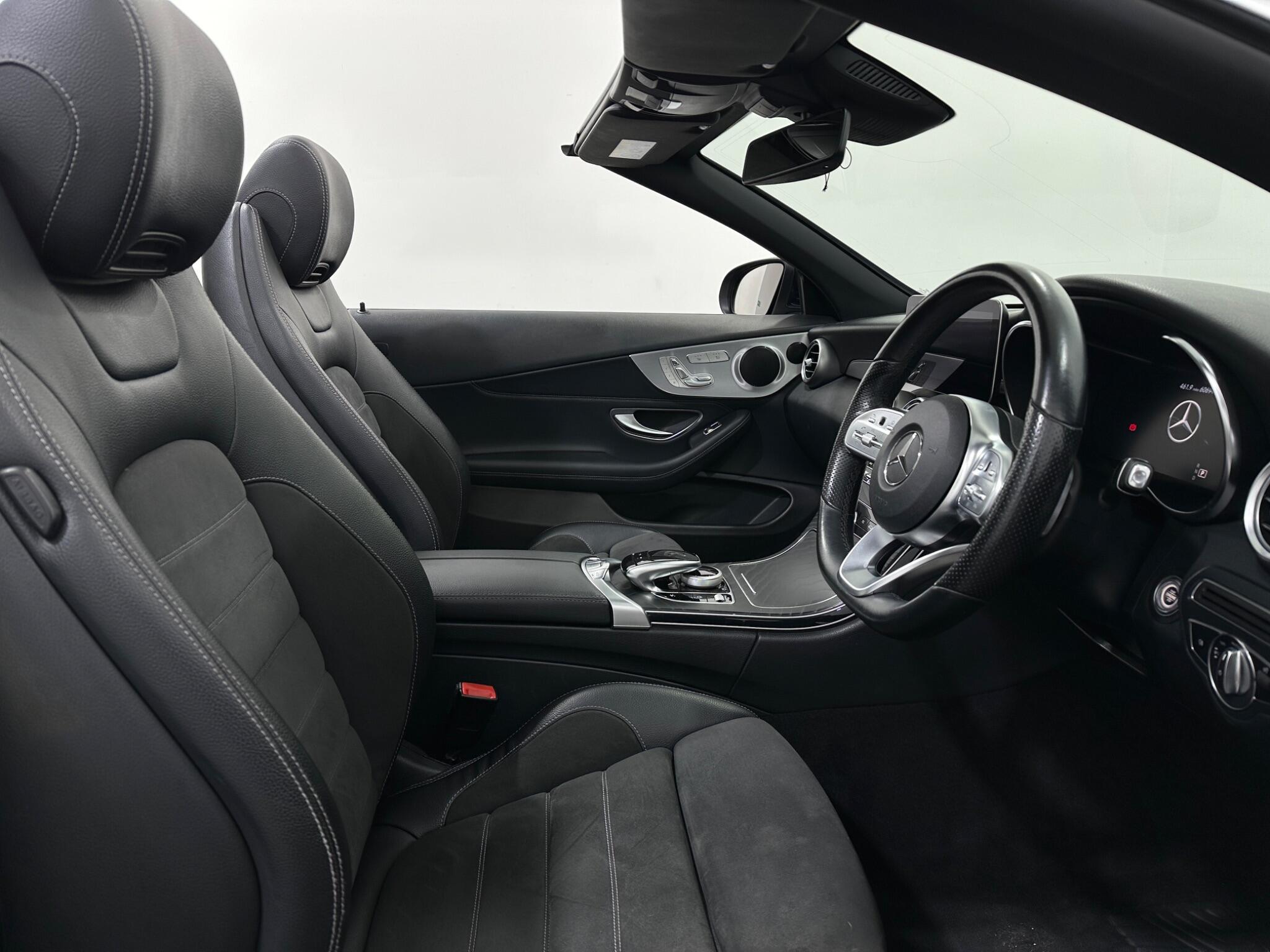 Mercedes-Benz C-Class view 34