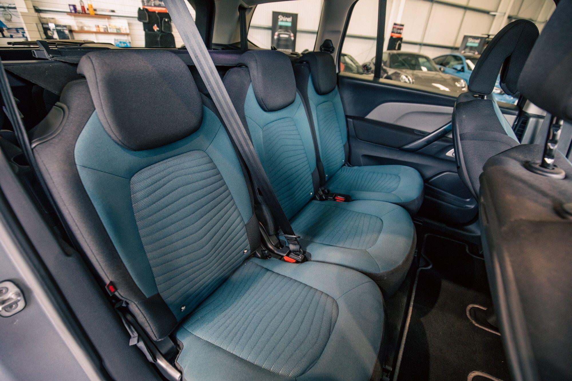 Citroen Grand C4 Picasso view 11