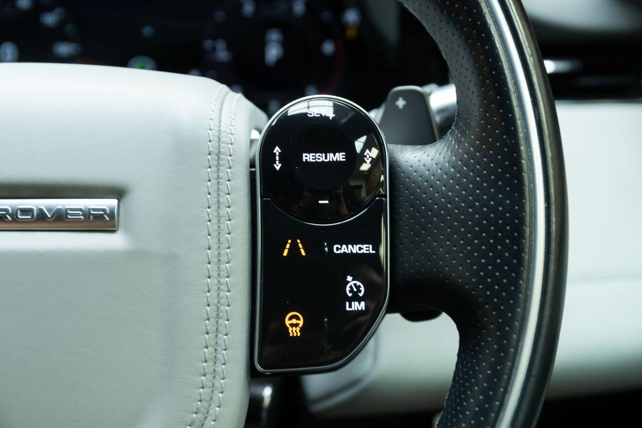 Land Rover Range Rover Evoque view 41