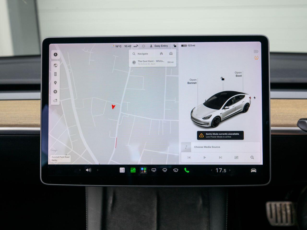 Tesla Model 3 view 20